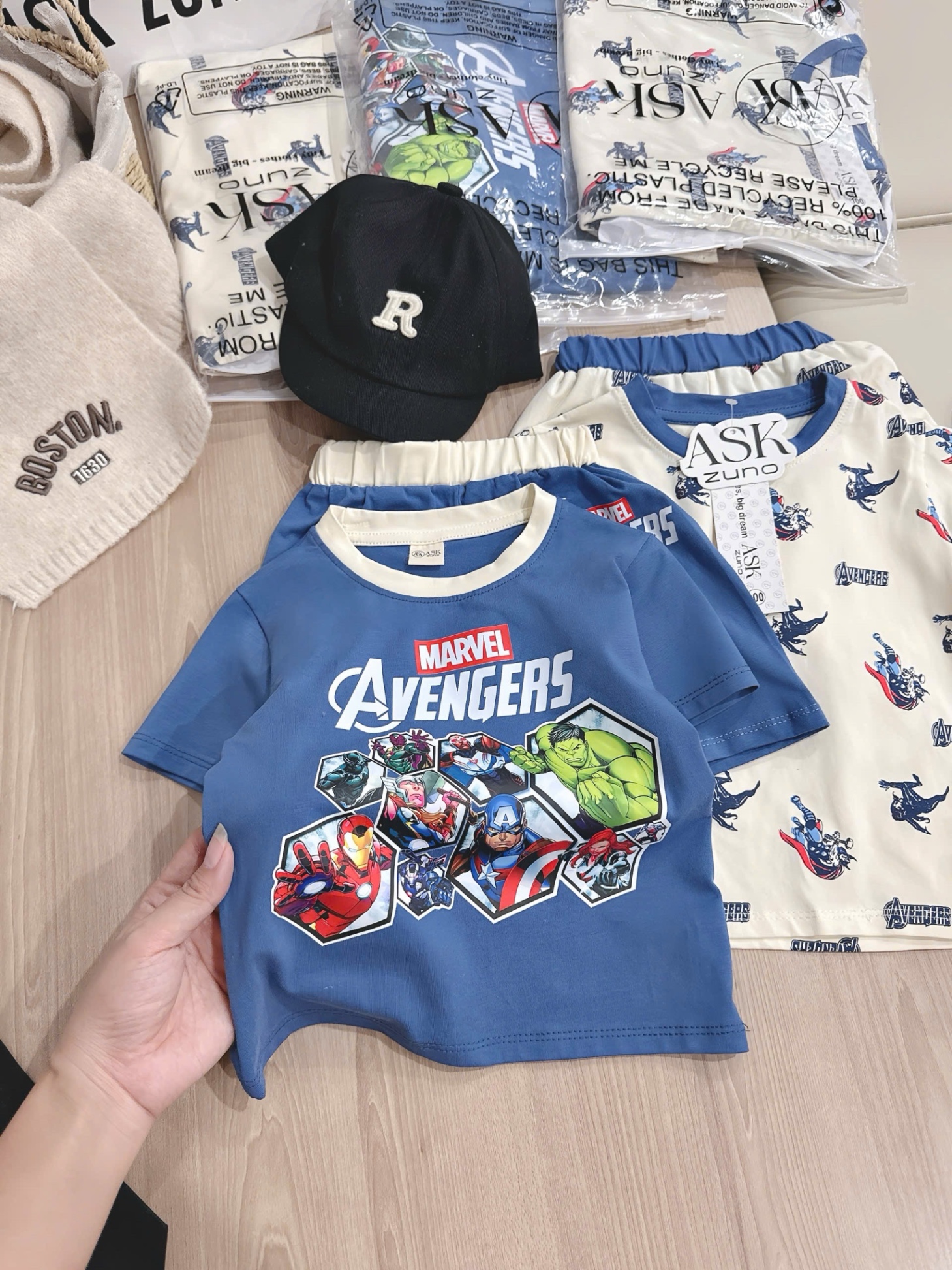 T958 - SET 2 BỘ ĐÙI BÉ TRAI SIÊU NHÂN AVENGERS xanh be