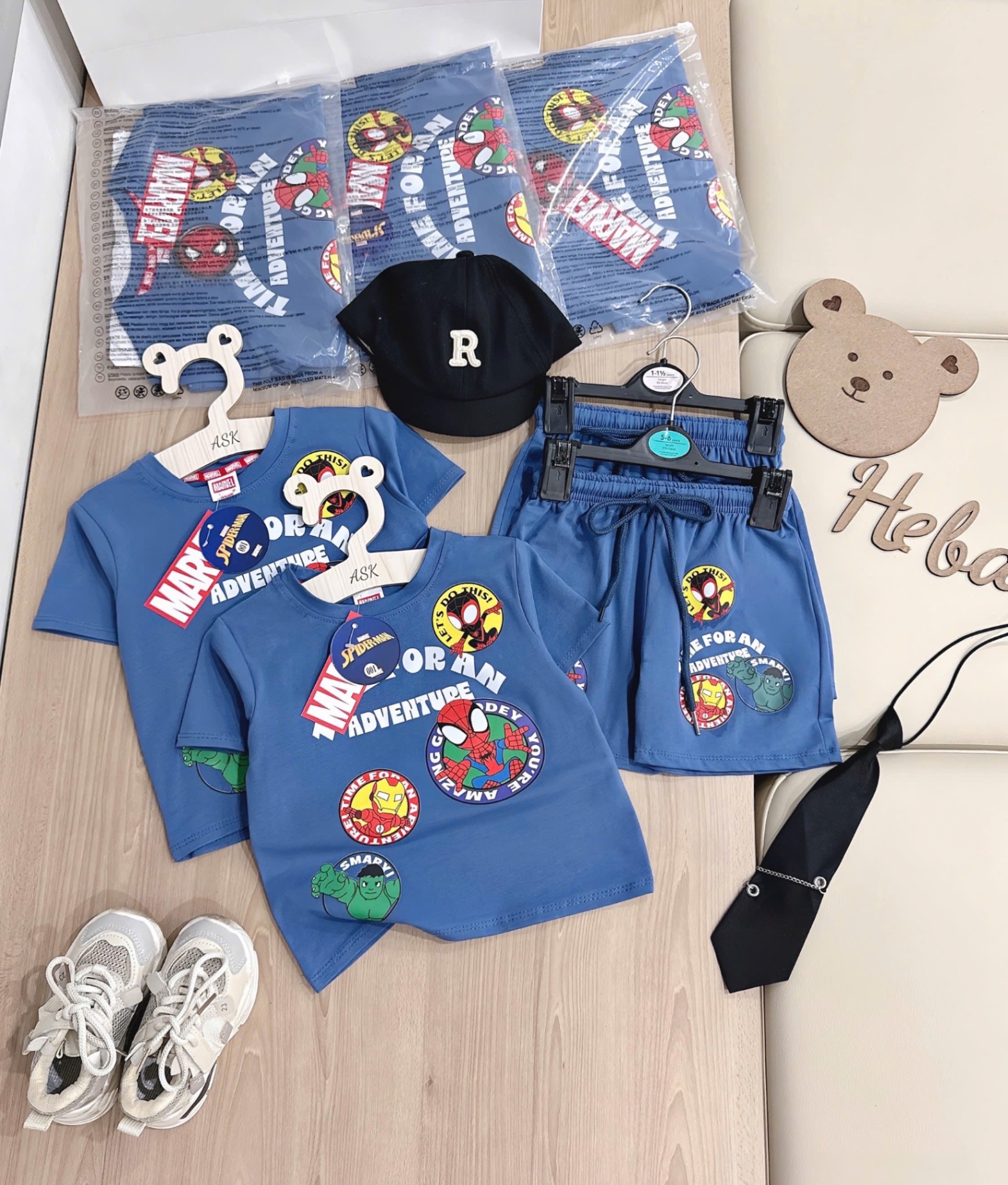 T955 - BỘ ĐÙI BÉ TRAI XANH DƯƠNG MARVEL TIME ADVENTURE