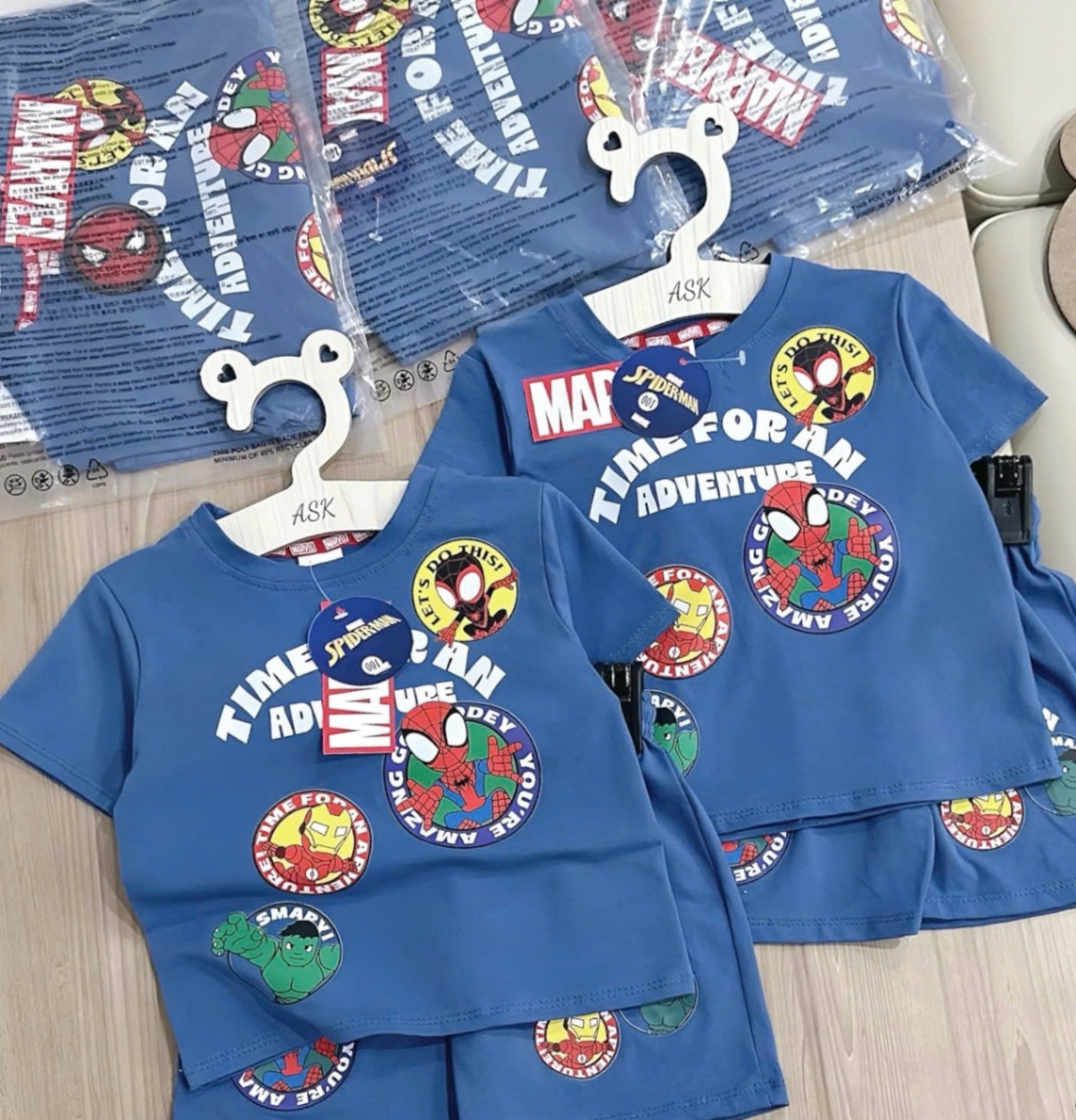 T955 - BỘ ĐÙI BÉ TRAI XANH DƯƠNG MARVEL TIME ADVENTURE