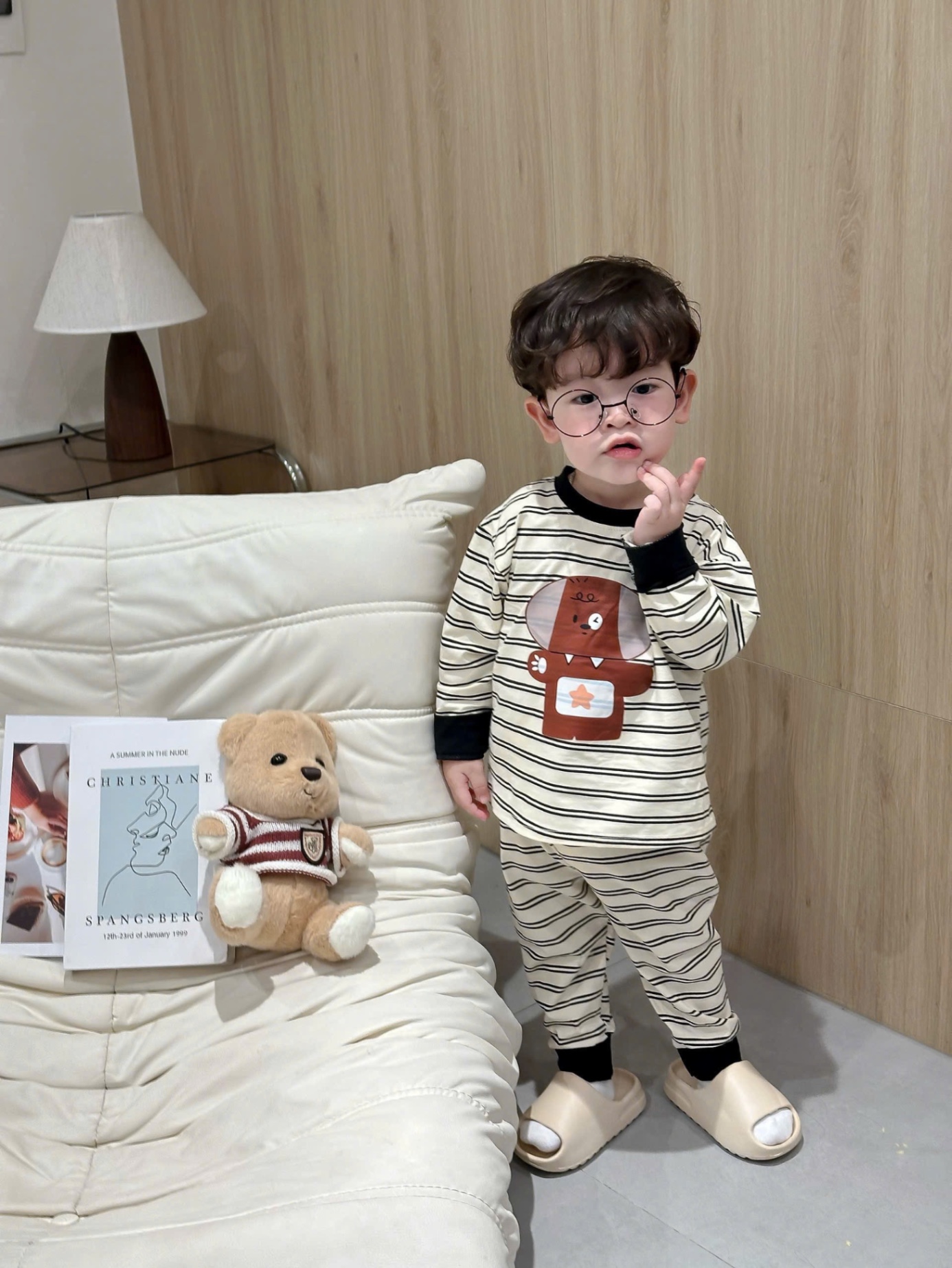 T952 - SET 2 BỘ BÉ TRAI DÀI TAY KẺ NGANG GẤU đen trắng