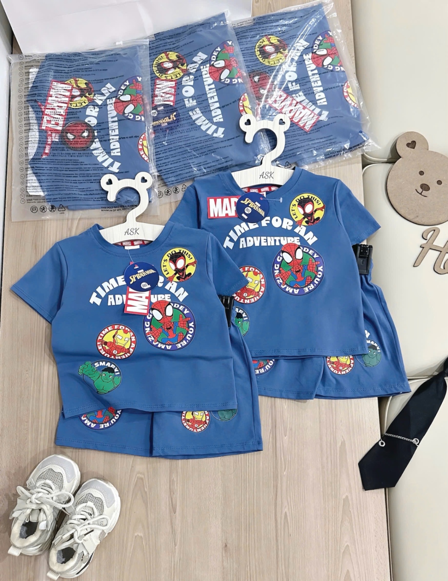 T955 - BỘ ĐÙI BÉ TRAI XANH DƯƠNG MARVEL TIME ADVENTURE