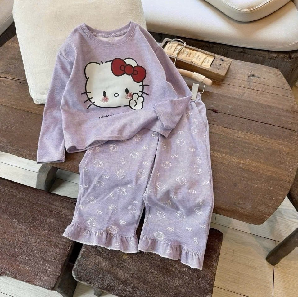 G770 - BỘ BÉ GÁI TĂM THỎ LOVELY KITTY DÀI TAY 4M