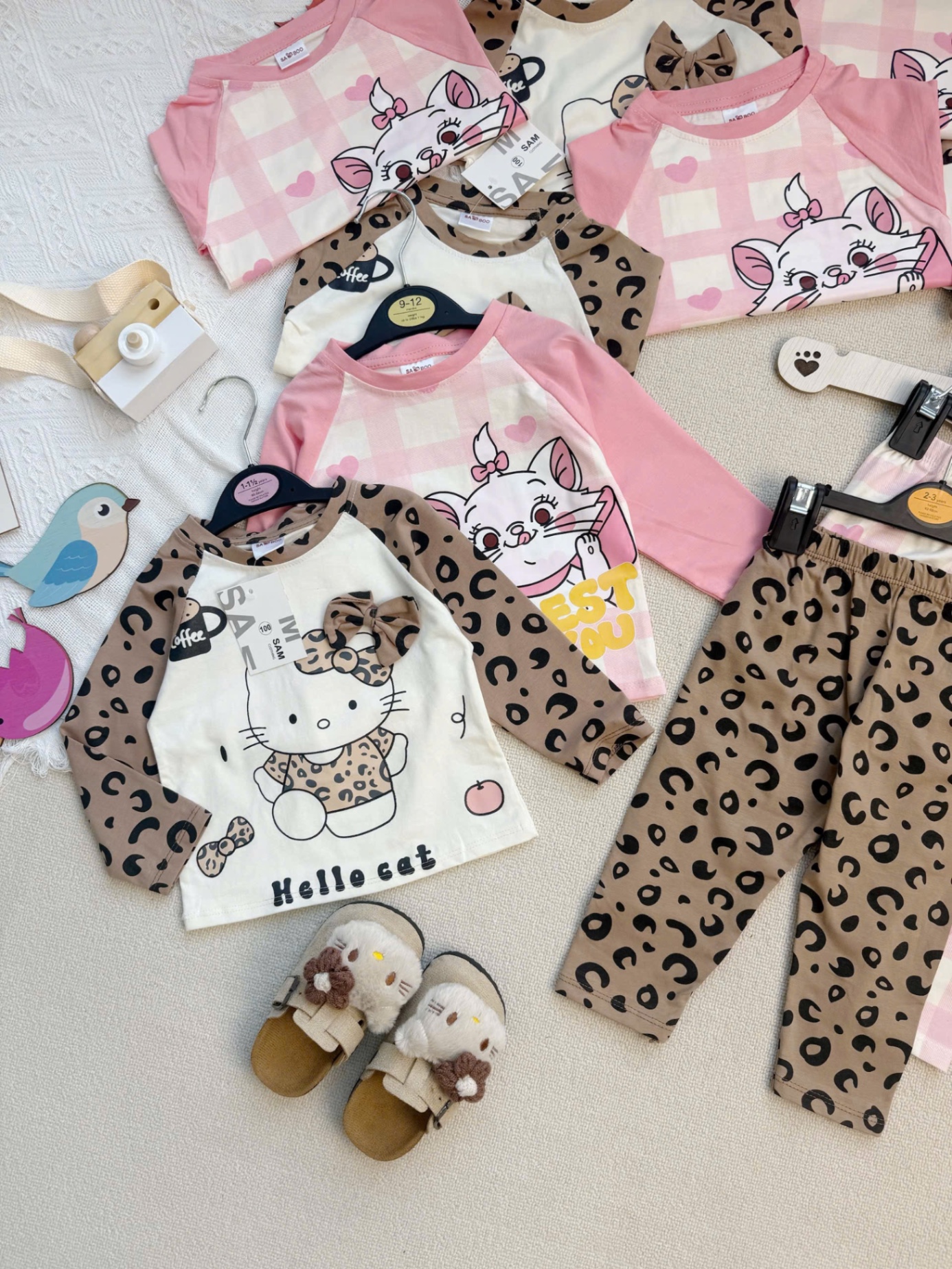 G772 - SET 2 BỘ BÉ GÁI DÀI TAY MÈO KITTY hồng da báo
