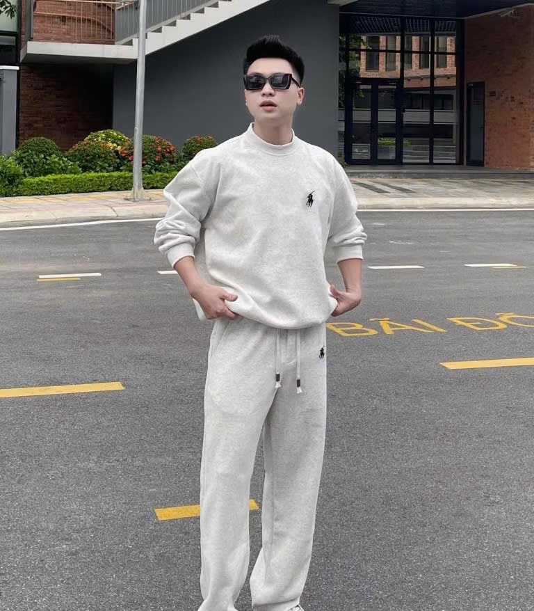 B286 - BỘ NAM HAIDA CHUI CỔ V THÊU KỊ SĨ
