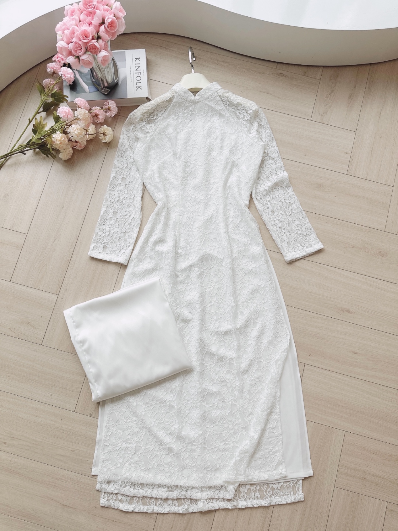 S196 - SET ÁO DÀI NỮ TRẮNG HOA REN THIẾT KẾ