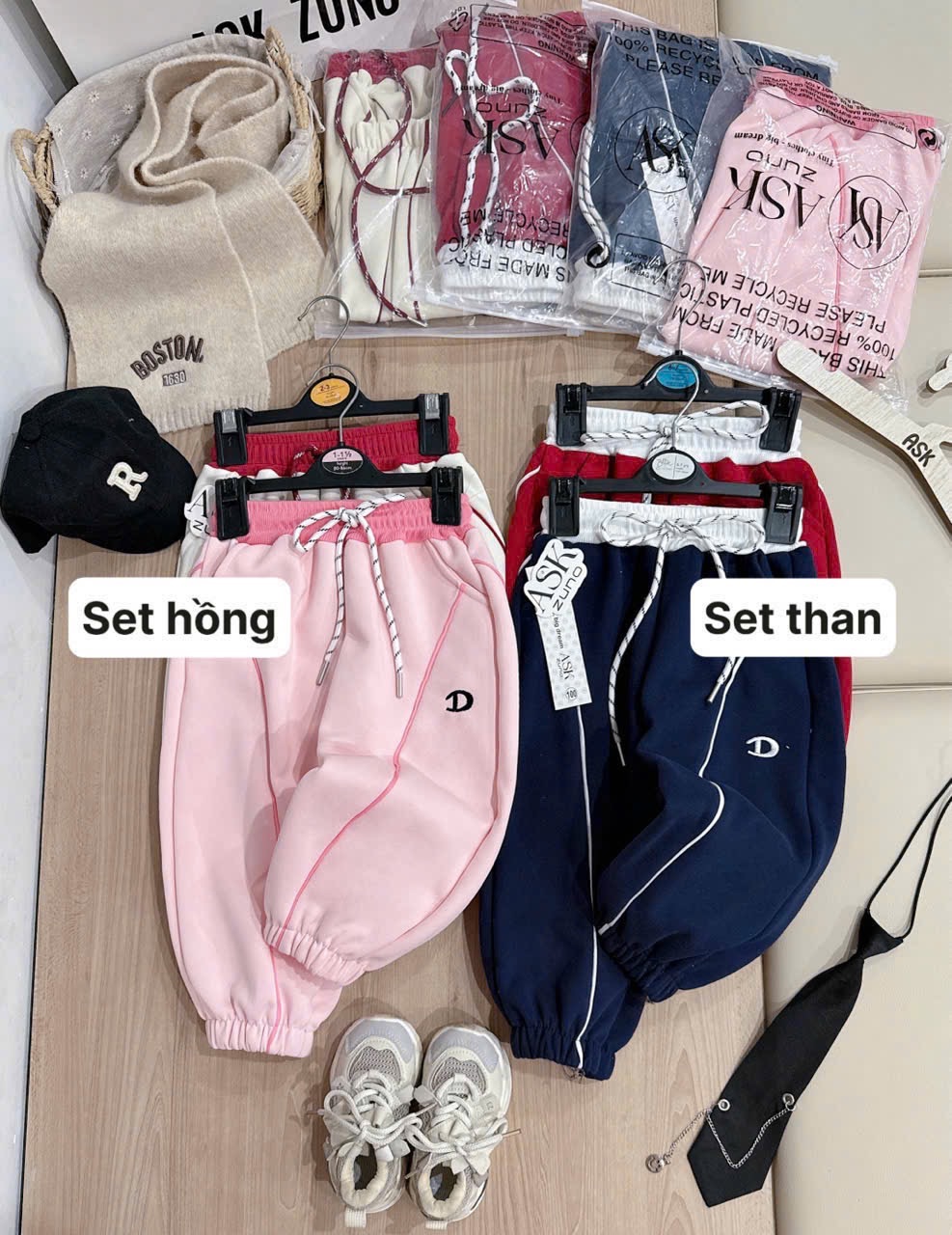 QB345 - SET 2 QUẦN NỈ HAIDA CHO BÉ CHỮ D