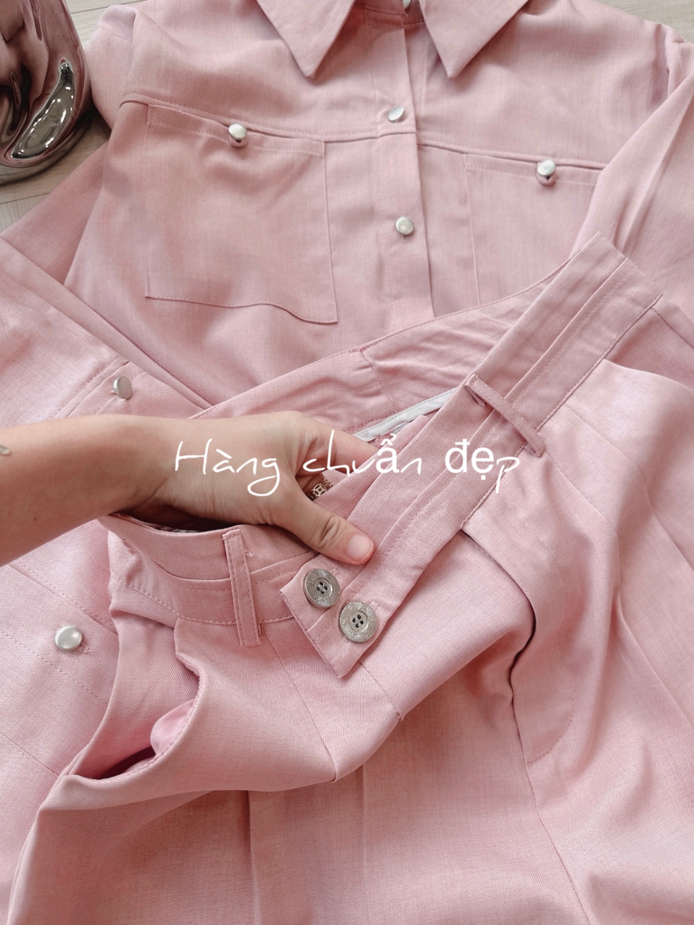 S199 - SET NỮ ÁO SƠ MI HỒNG TAY GẤP QUẦN SUÔNG ĐAI CHÉO