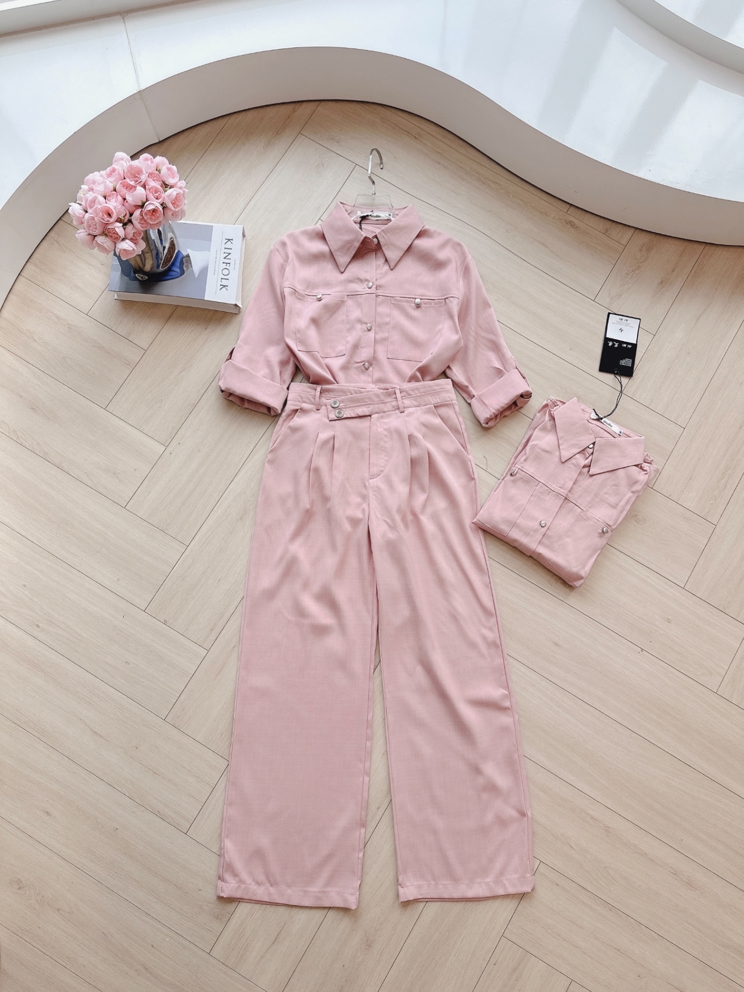 S199 - SET NỮ ÁO SƠ MI HỒNG TAY GẤP QUẦN SUÔNG ĐAI CHÉO