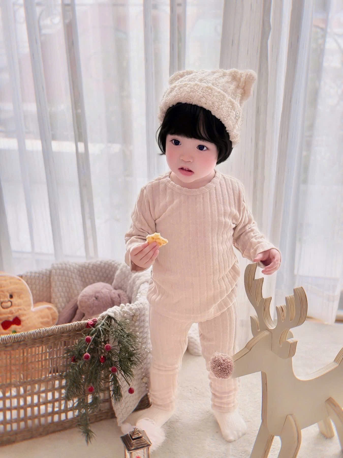 G802 - SET 2 BỘ BÉ GÁI TRƠN TĂM ĐŨA LÔNG