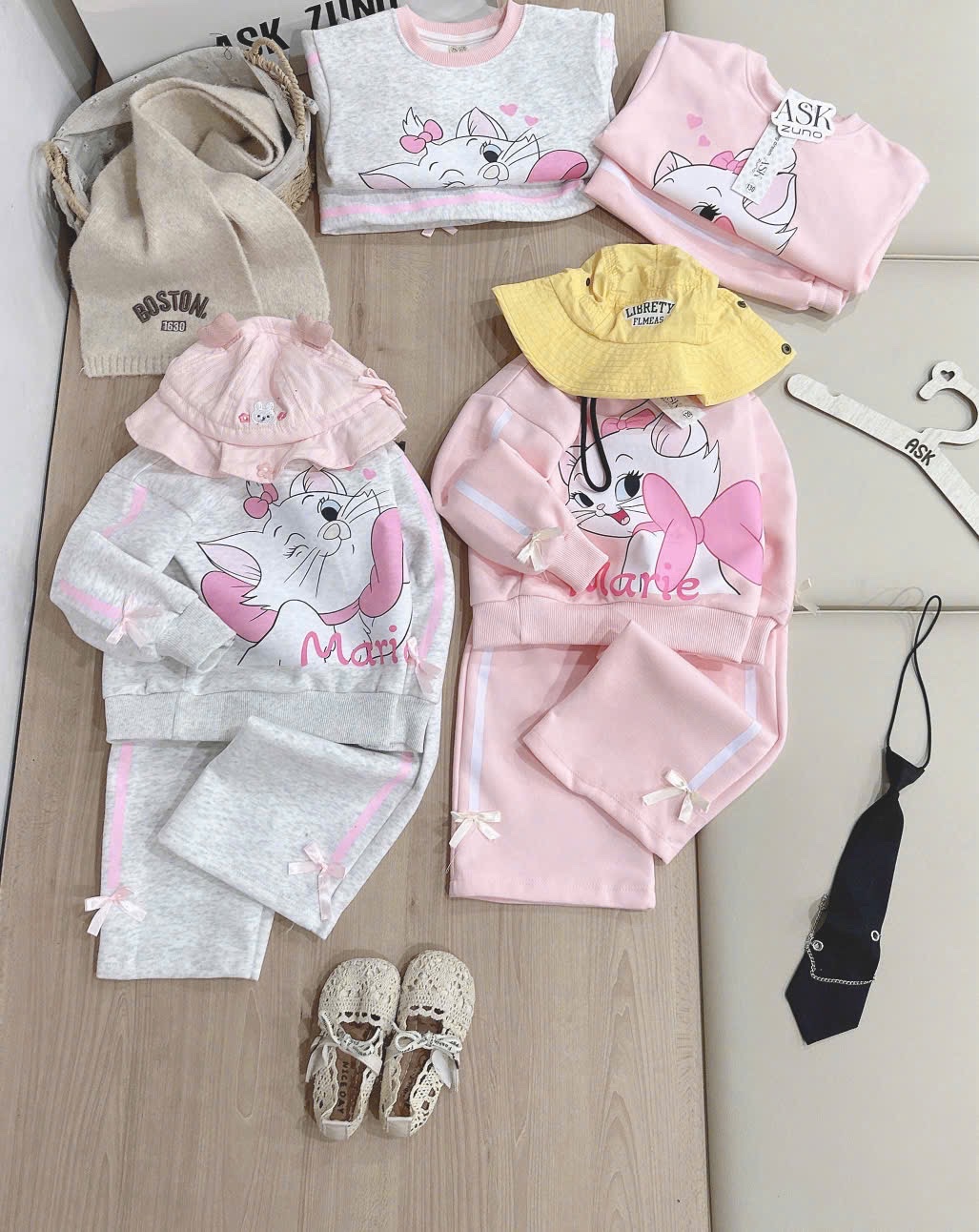 G812 - BỘ NỈ BÉ GÁI SIZE NHỠ ĐÍNH NƠ MÈO Marie