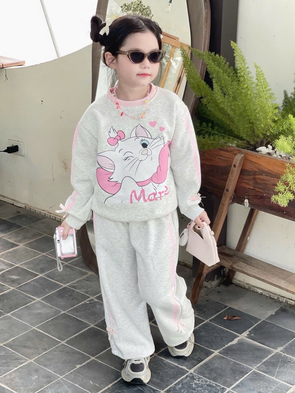 G812 - BỘ NỈ BÉ GÁI SIZE NHỠ ĐÍNH NƠ MÈO Marie