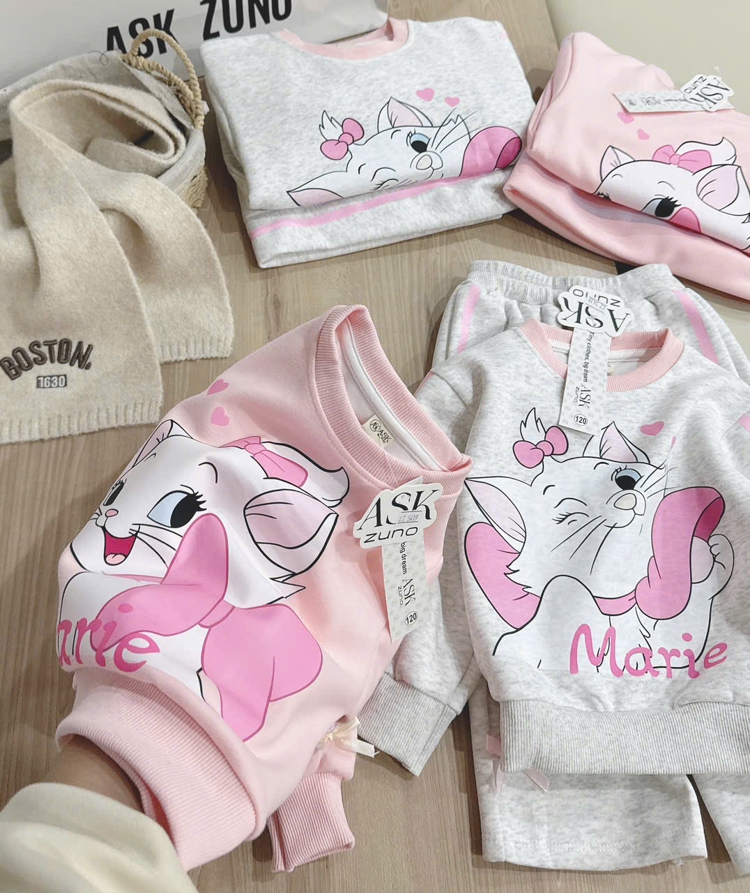 G812 - BỘ NỈ BÉ GÁI SIZE NHỠ ĐÍNH NƠ MÈO Marie