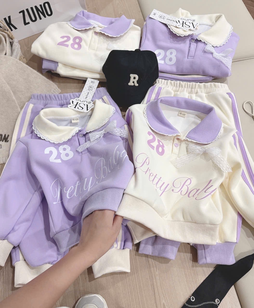 G814 - BỘ NỈ BÉ GÁI SIZE NHỠ CỔ SEN Pretty Baby28