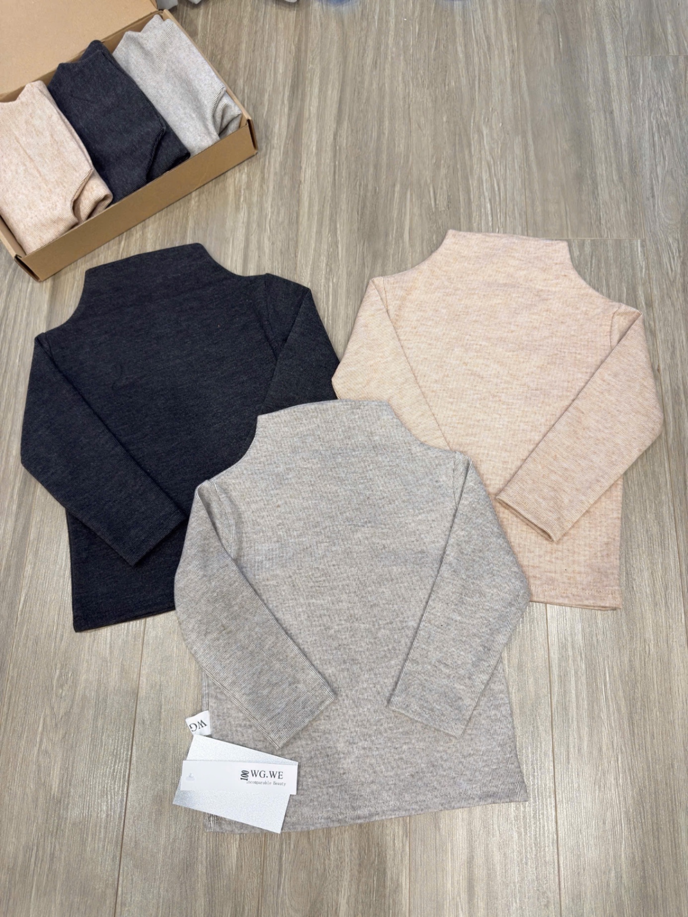 AB829 - SET 3 ÁO BÉ ZIP TĂM CAO CỔ đen xám be