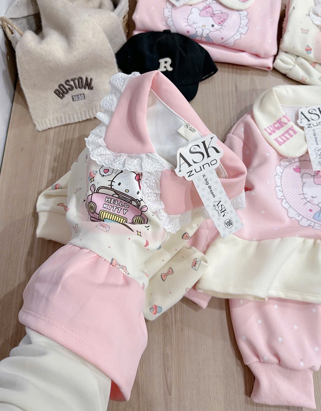 G819 - SET BÉ GÁI HAIDA CỔ SEN BABYDOLL KITTY