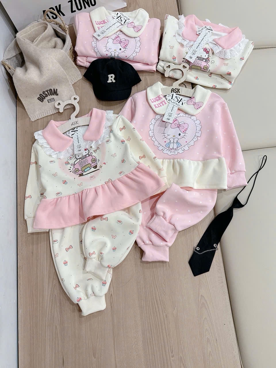 G819 - SET BÉ GÁI HAIDA CỔ SEN BABYDOLL KITTY
