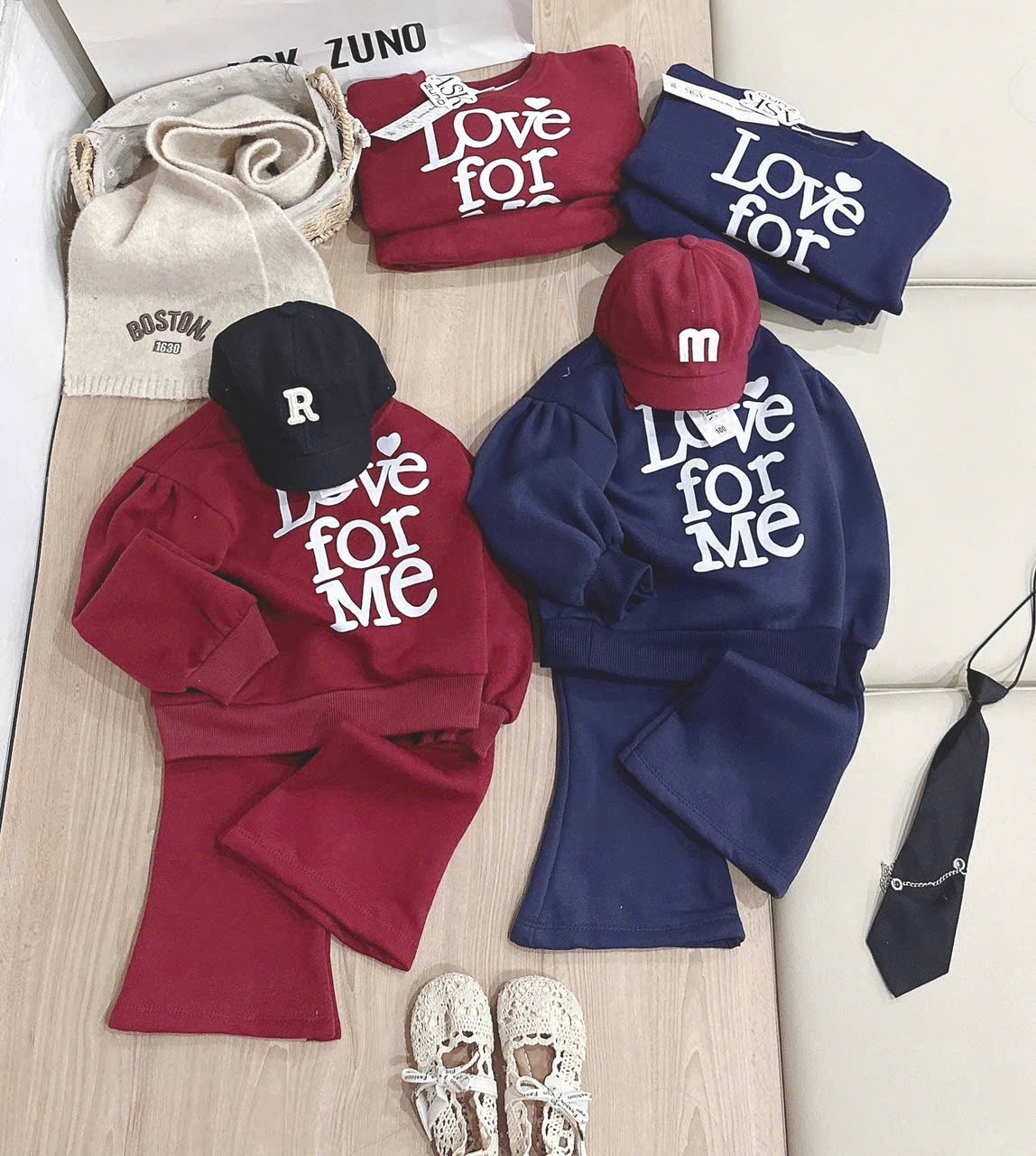 G823 - BỘ NỈ BÉ GÁI Love for me QUẦN LOE