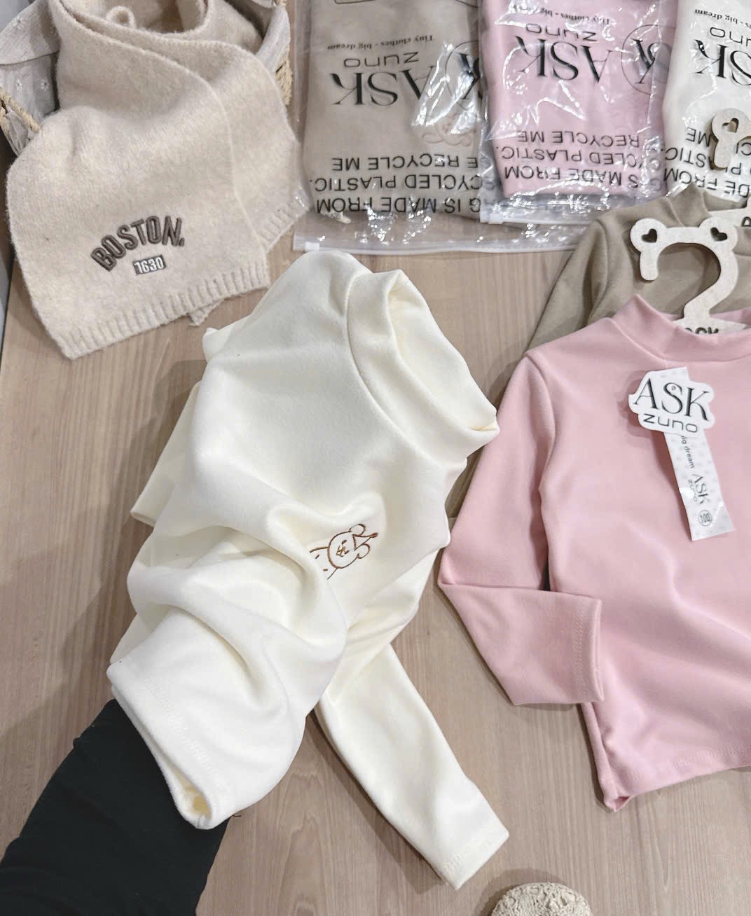 AB832 - SET 3 ÁO BÉ GÁI ZIP LÔNG 3P THÊU GẤU nâu hồng be