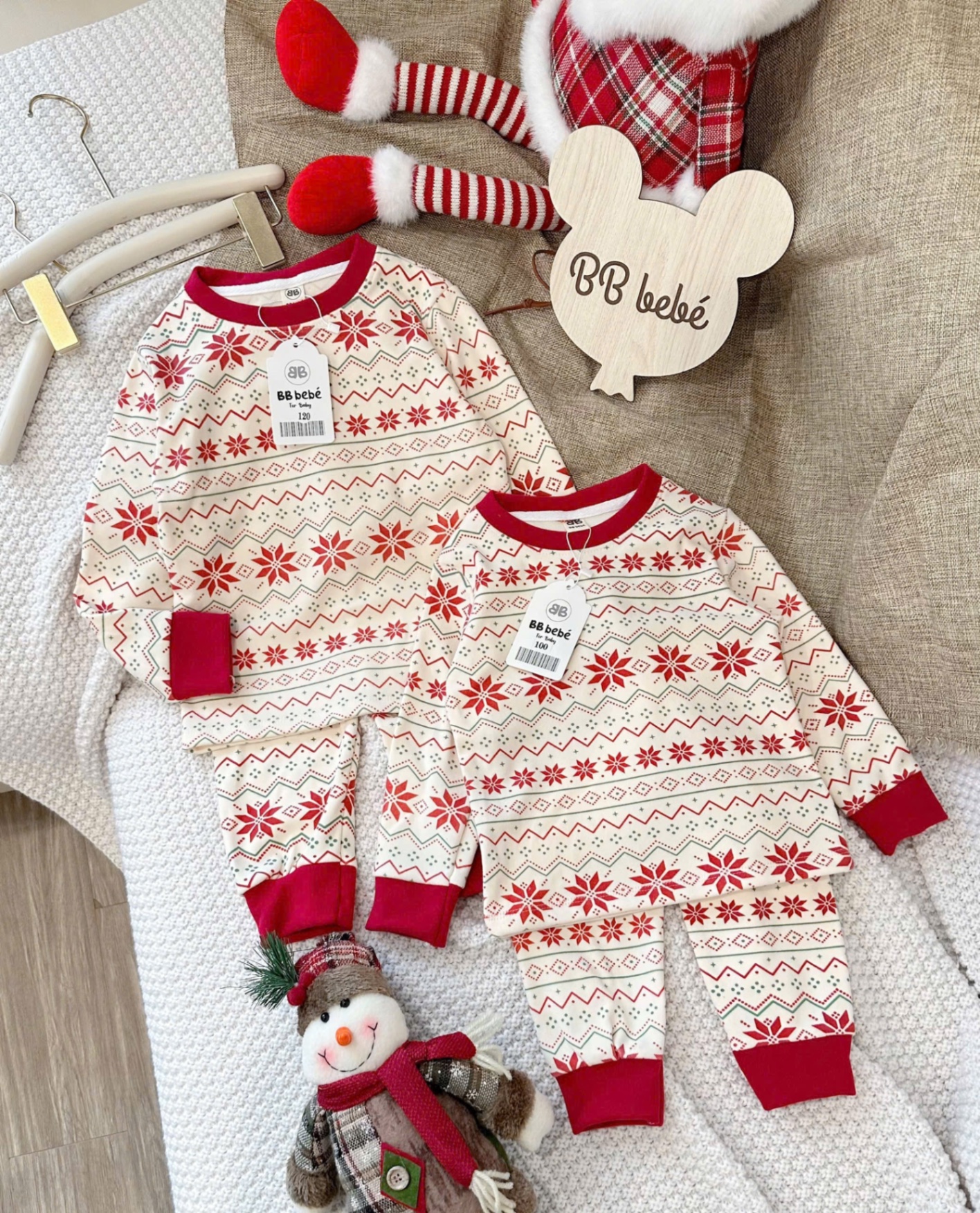 T024 - BỘ BÉ ZIP LÔNG MÀU BE THỔ CẨM ĐỎ KÈM MŨ