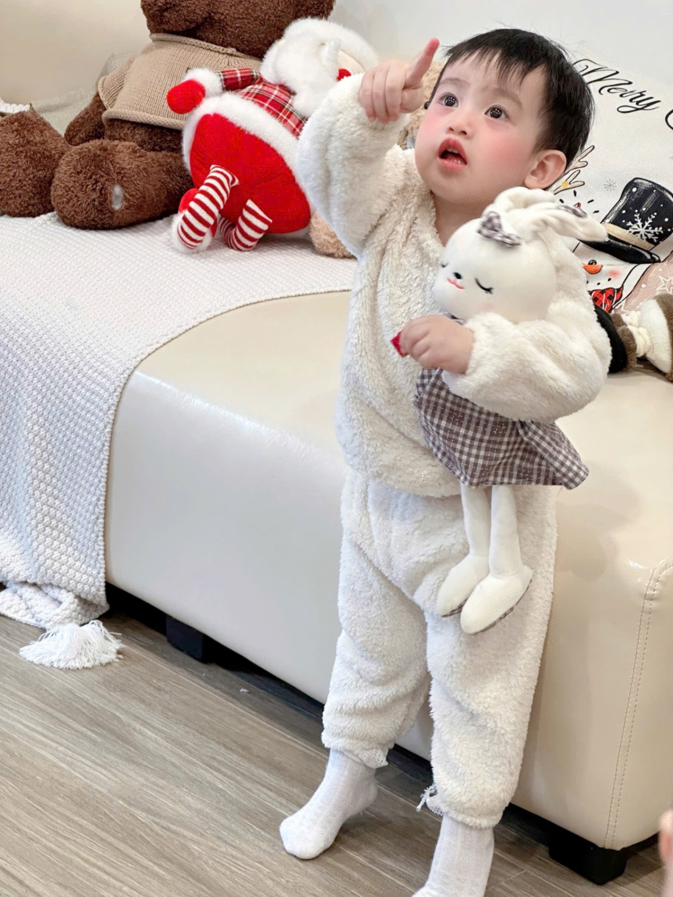 T022 - SET 2 BỘ BÉ TRAI GÁI LÔNG TRƠN nâu be
