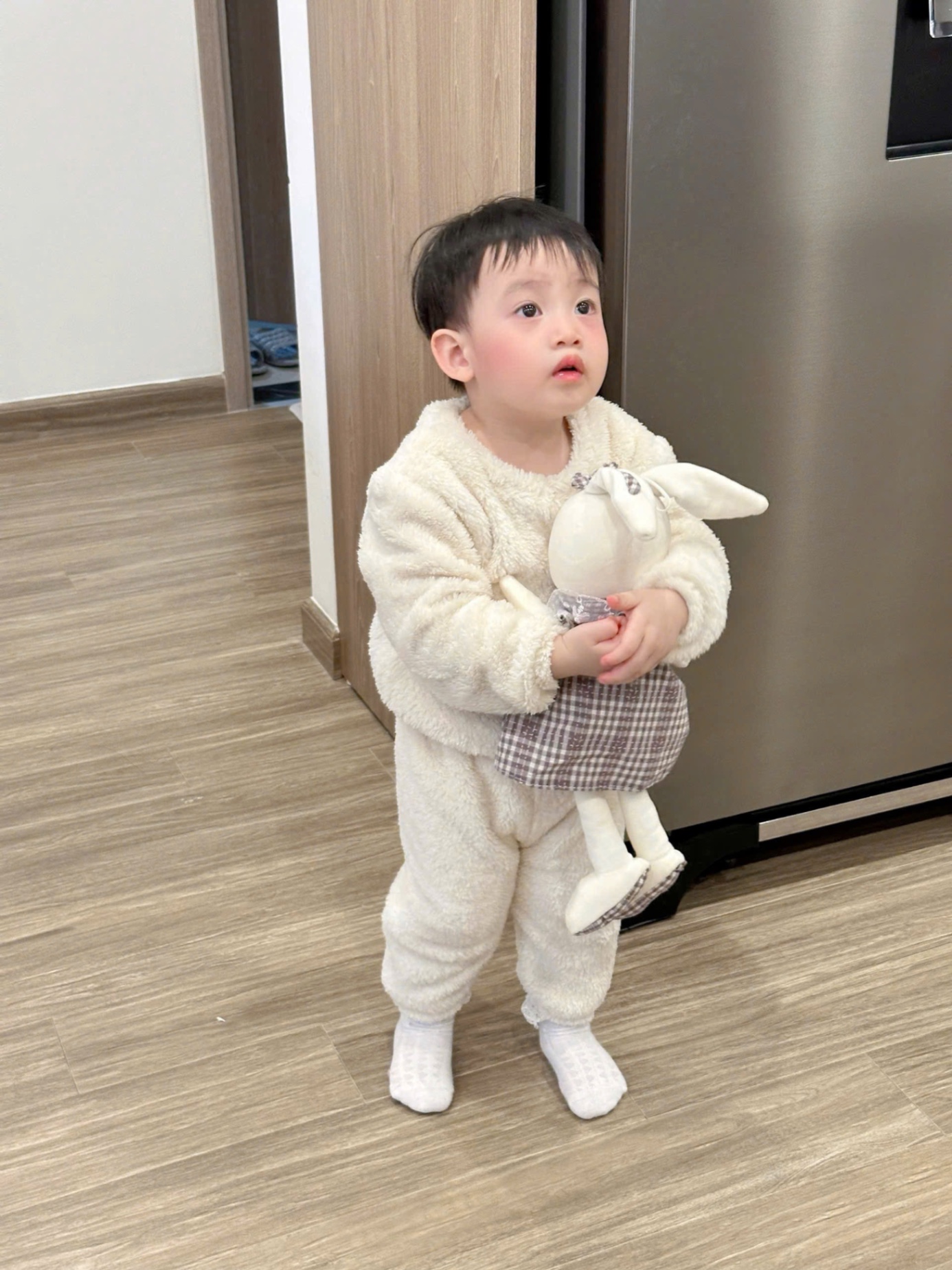T022 - SET 2 BỘ BÉ TRAI GÁI LÔNG TRƠN nâu be