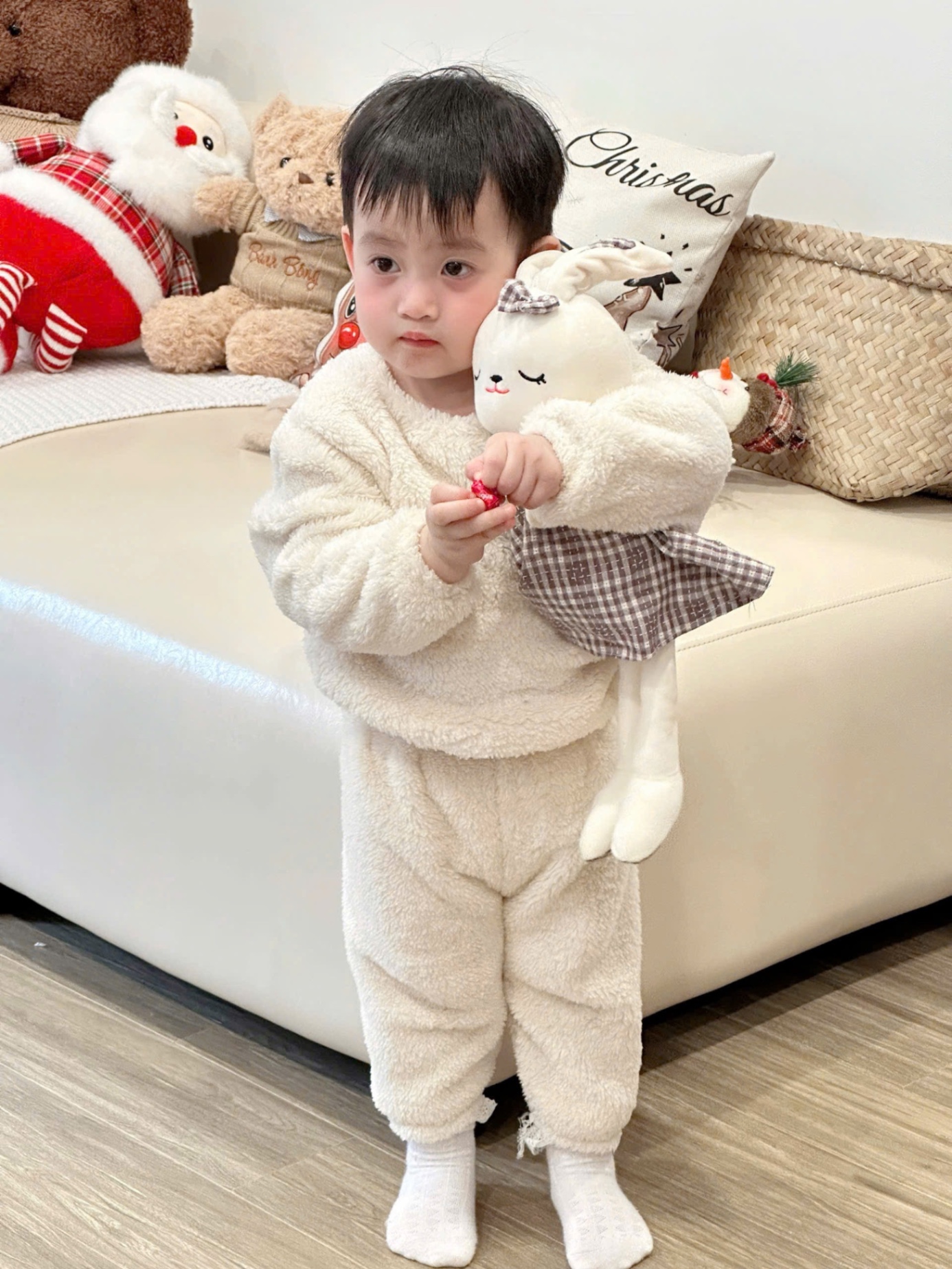 T022 - SET 2 BỘ BÉ TRAI GÁI LÔNG TRƠN nâu be