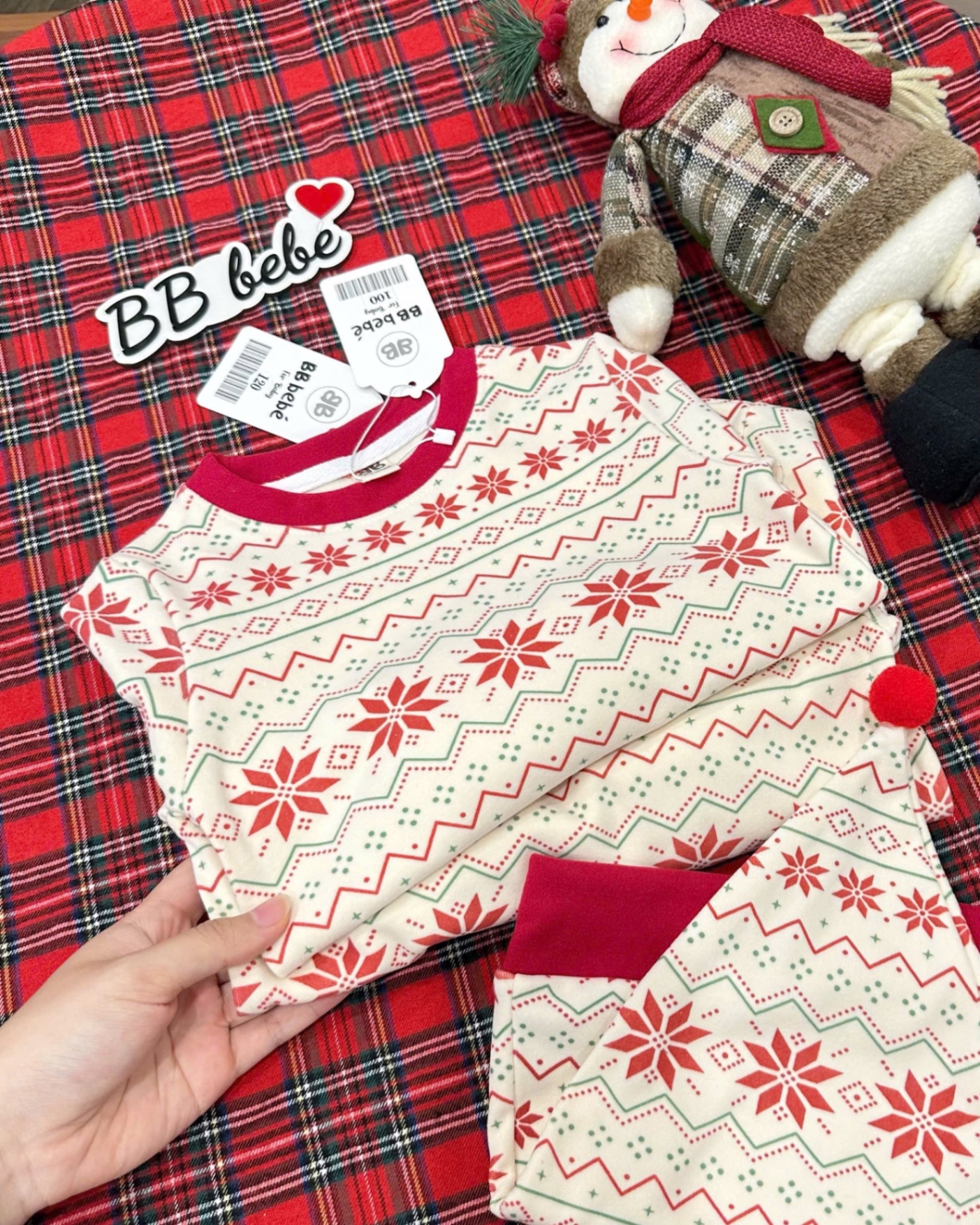 T024 - BỘ BÉ ZIP LÔNG MÀU BE THỔ CẨM ĐỎ KÈM MŨ