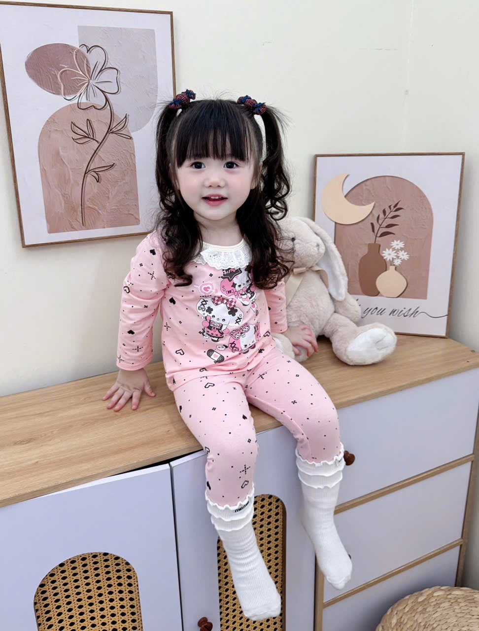 G825 - SET 2 BỘ BÉ GÁI DÀI TAY KUROMI hồng be
