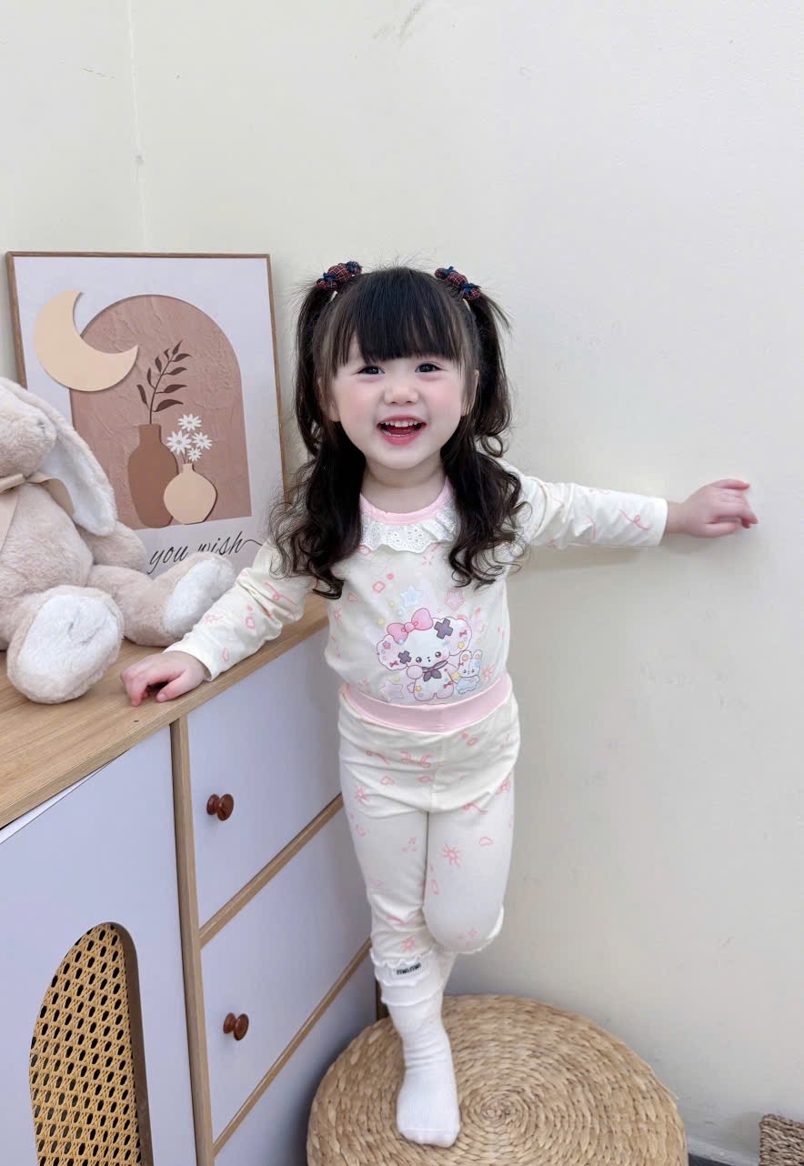 G825 - SET 2 BỘ BÉ GÁI DÀI TAY KUROMI hồng be