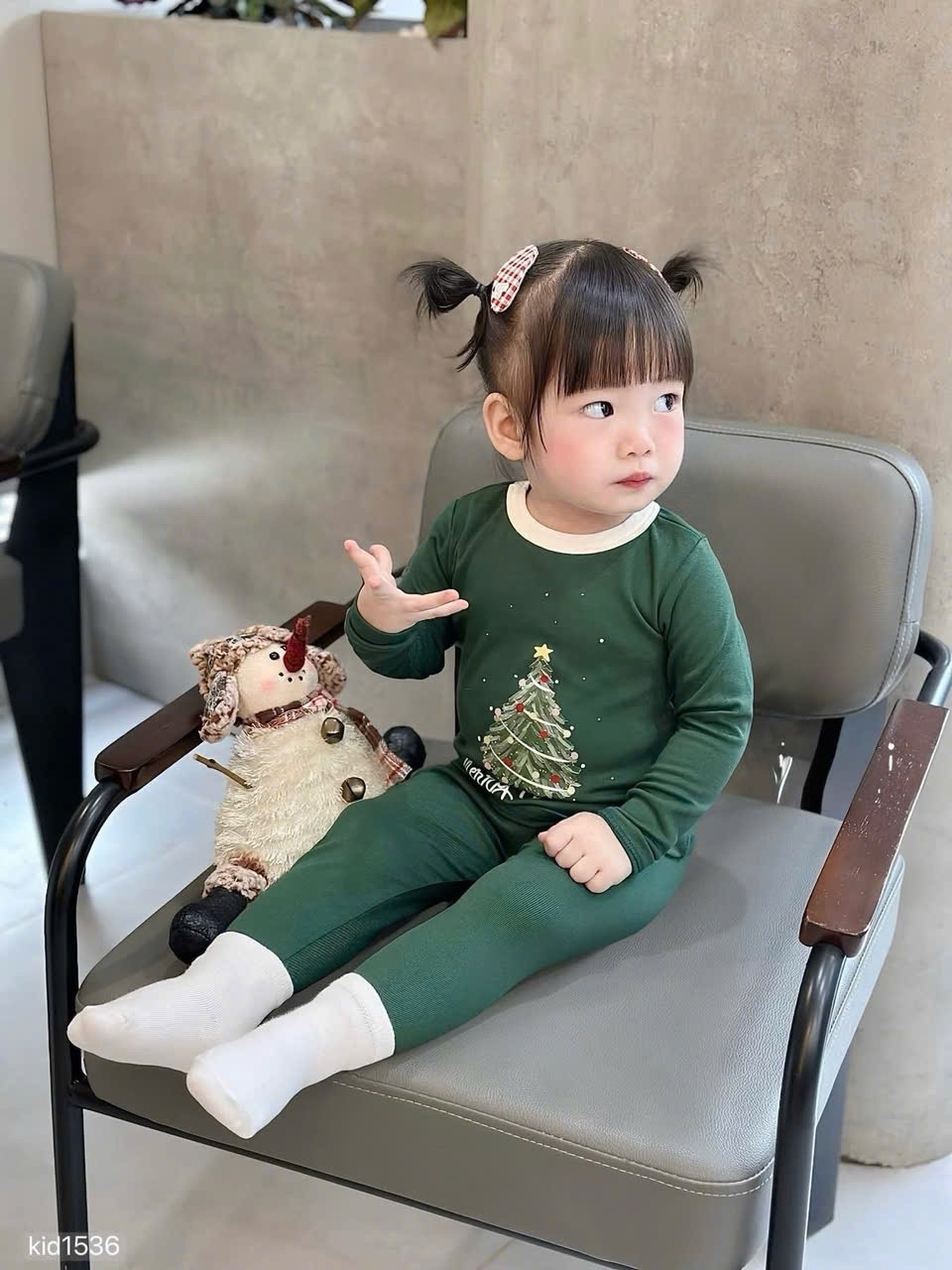 G838 - SET 2 BỘ BÉ DÀI TAY NOEL CÂY THÔNG xanh đỏ