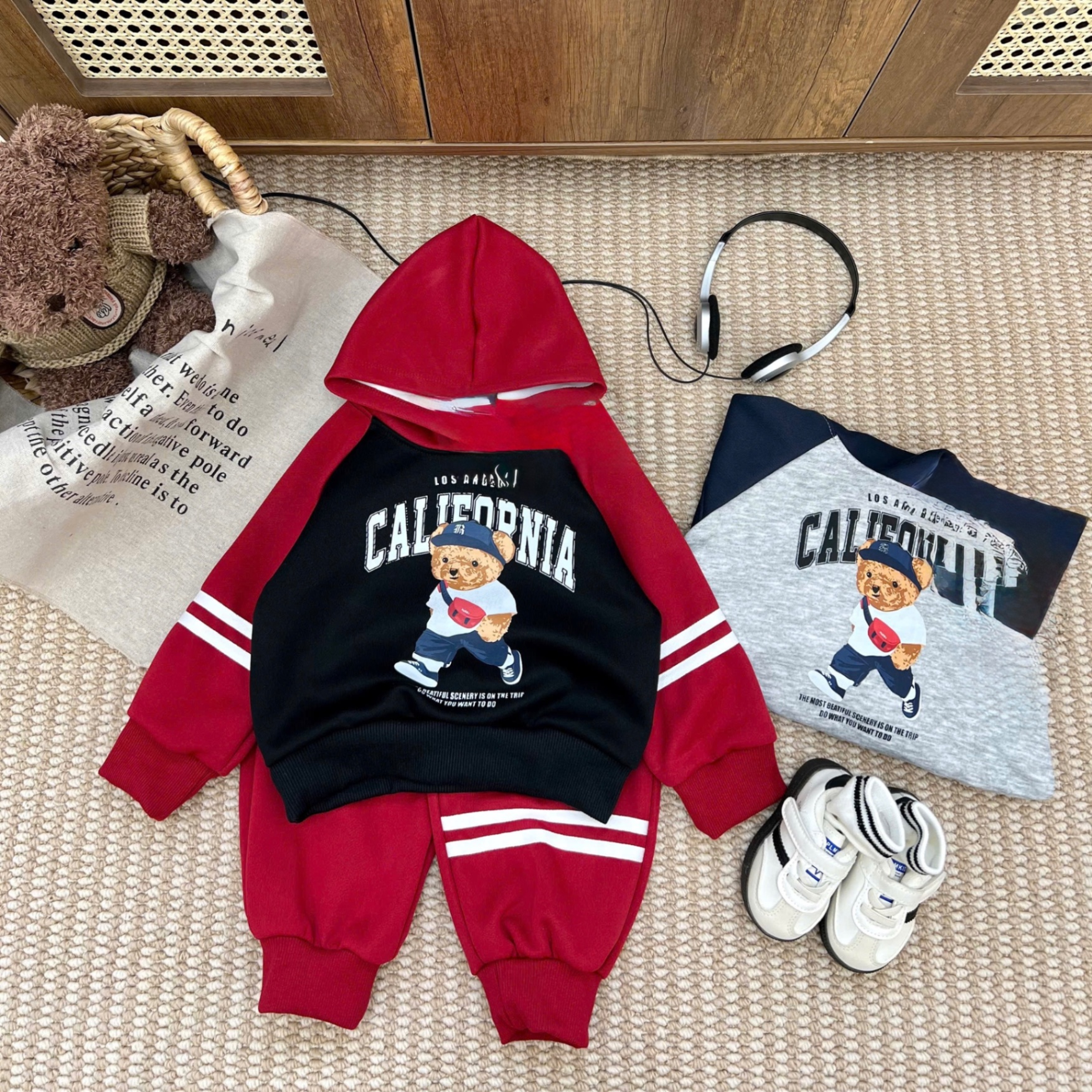T053 - BỘ NỈ BÉ TRAI HOODIE PHỐI GẤU CALIFORNIA