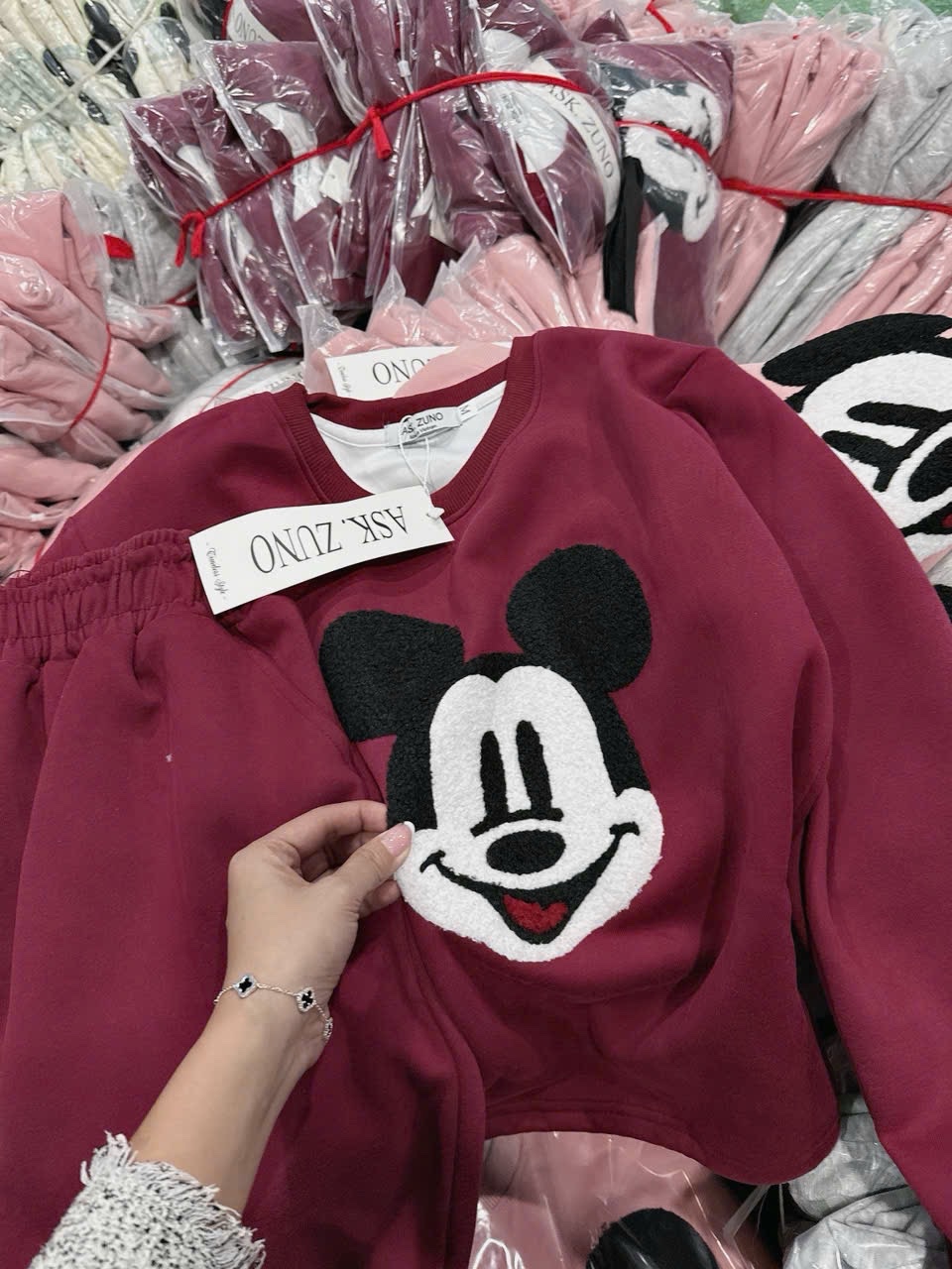 S233 - BỘ NỮ HAIDA THÊU MICKEY XÙ