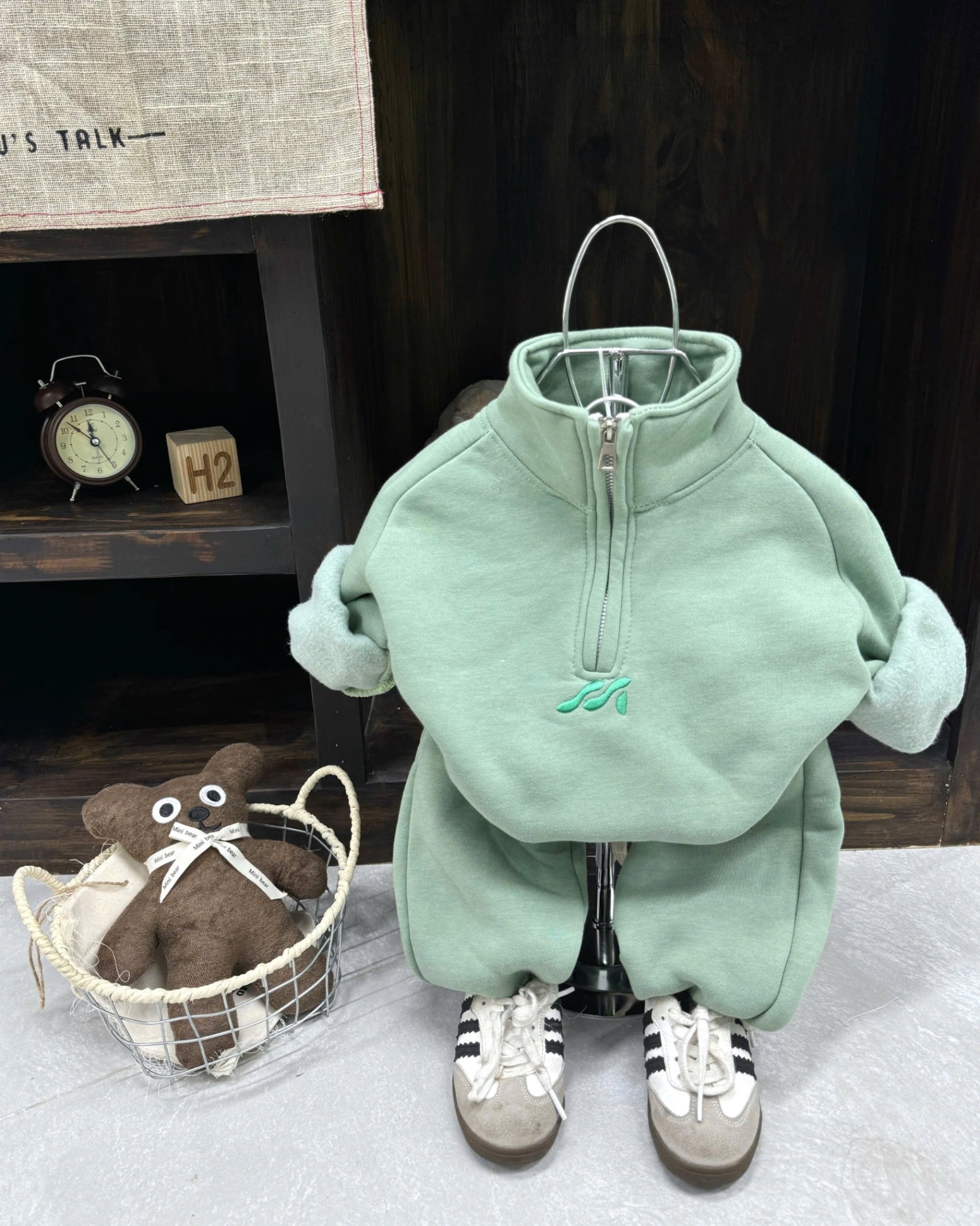 T055 - BỘ NỈ BÉ TRAI CỔ KHOÁ XANH NGỌC THÊU