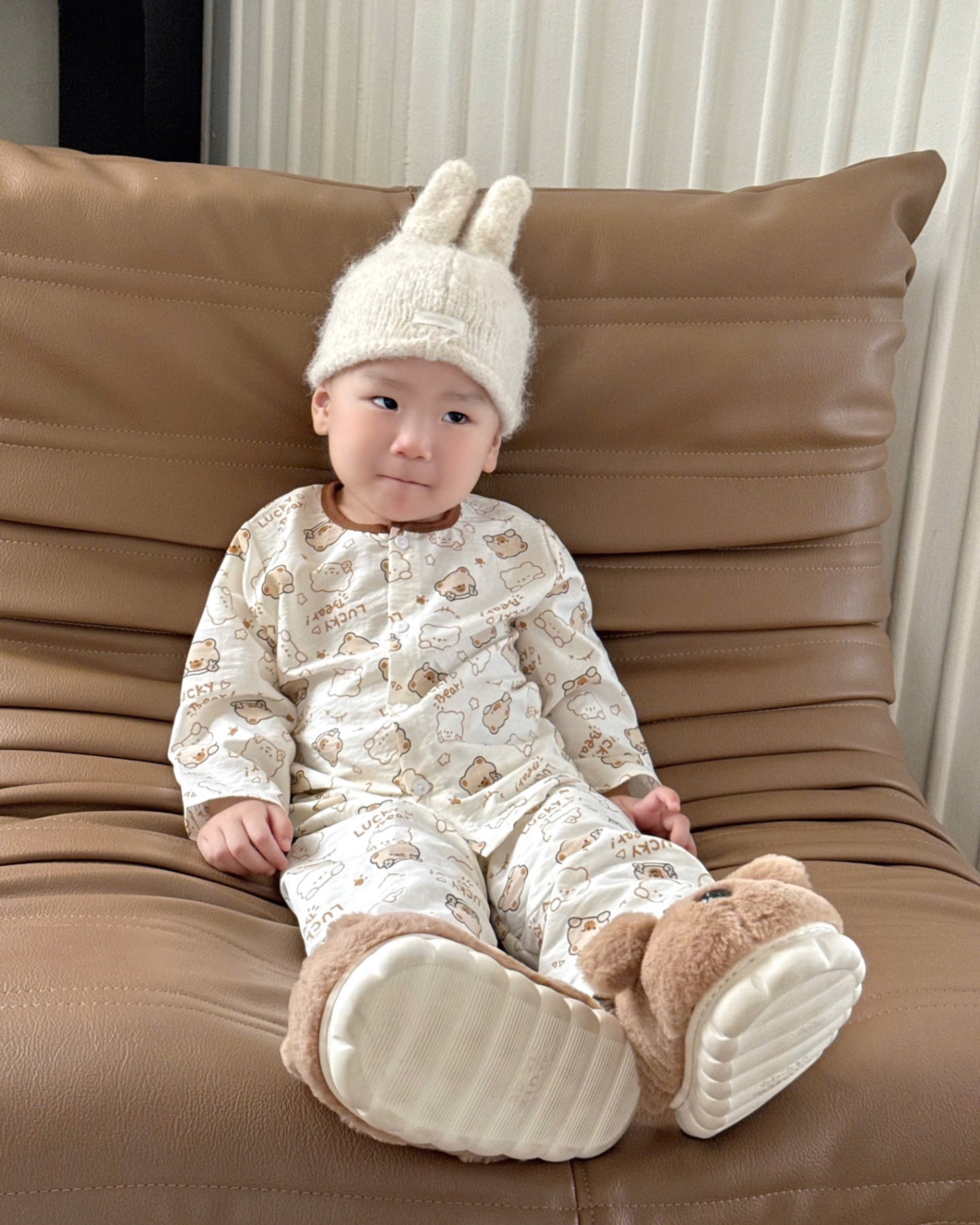T052 - SET 2 BỘ BÉ TRAI PYJAMA CỔ TRÒN GẤU NÂU xanh be