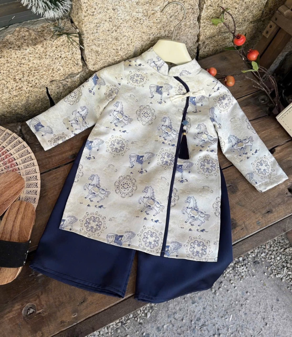 T070 - SET ÁO DÀI BÉ GẤM NGỰA THANH MÃ QUẦN LỤA XANH