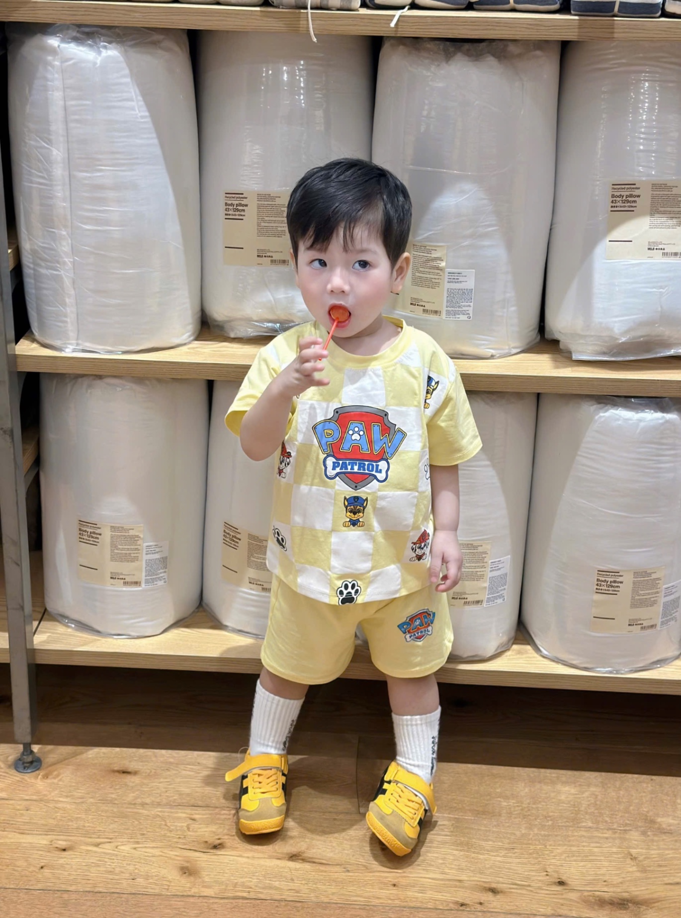 T061 - SET 2 BỘ ĐÙI BÉ TRAI PAW PATROL đen vàng