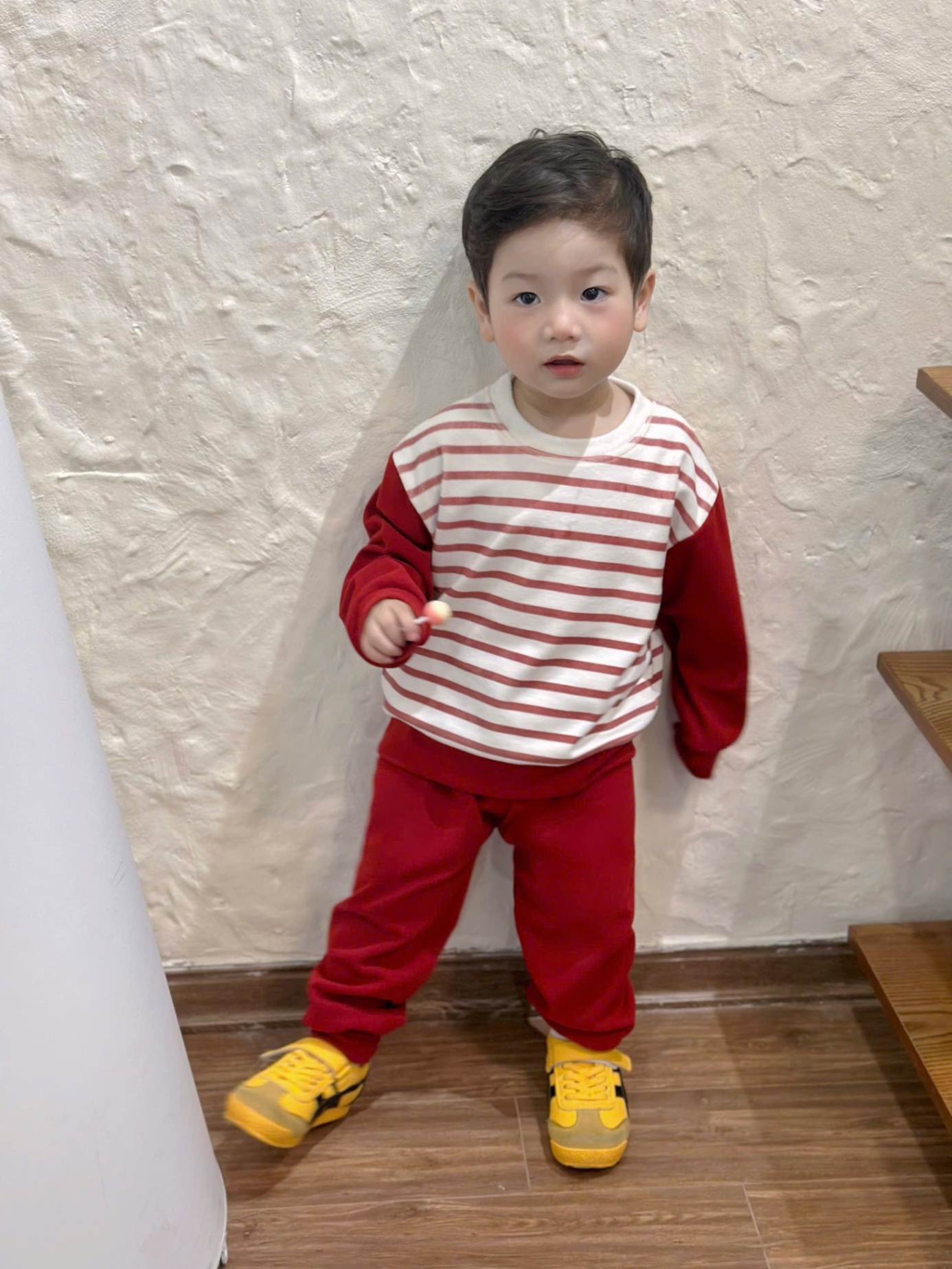 T068 - SET BÉ TRAI 3CT SNOOPY ĐỎ TRẮNG PHỐI GILE