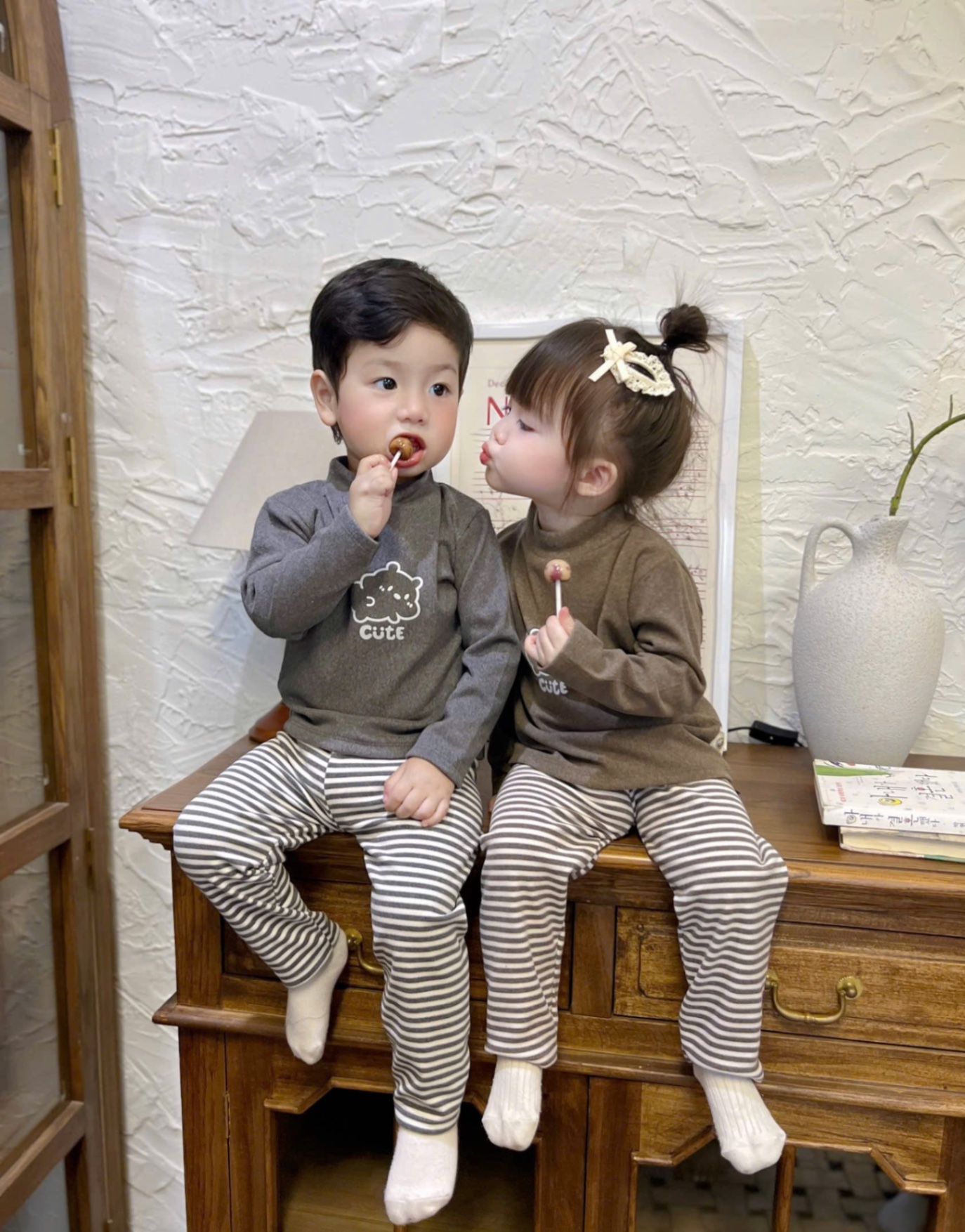 T056 - SET 2 BỘ ZIP LÔNG BÉ CHÓ CUTE BÉ TRAI GÁI