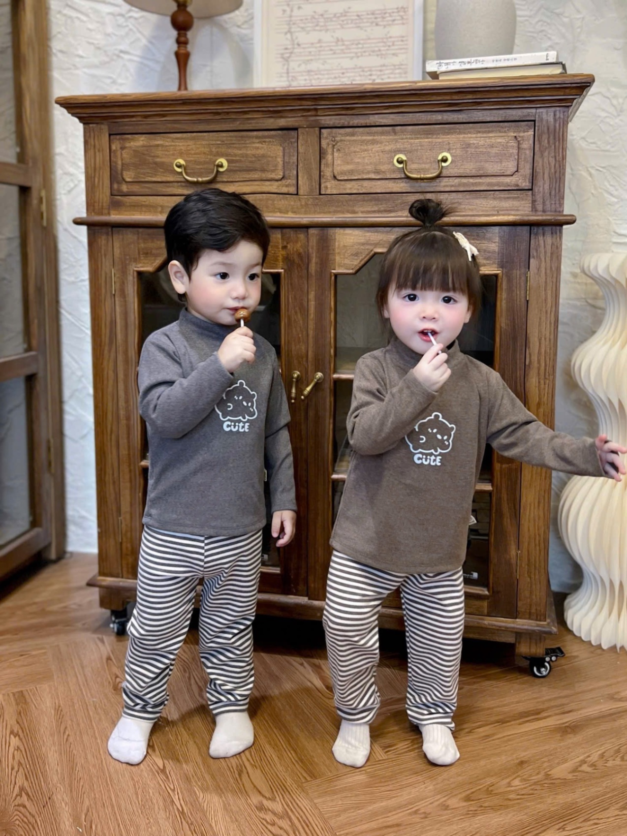 T056 - SET 2 BỘ ZIP LÔNG BÉ CHÓ CUTE BÉ TRAI GÁI