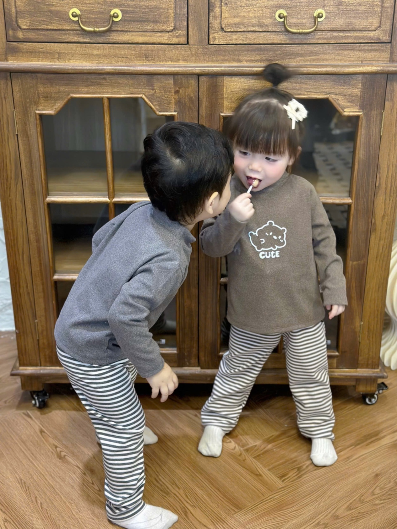 T056 - SET 2 BỘ ZIP LÔNG BÉ CHÓ CUTE BÉ TRAI GÁI