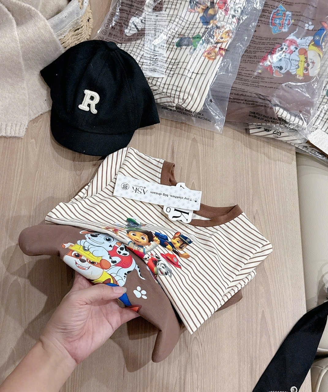 T067 - SET 2 BỘ ĐÙI BÉ TRAI PAW PATROL nâu kẻ