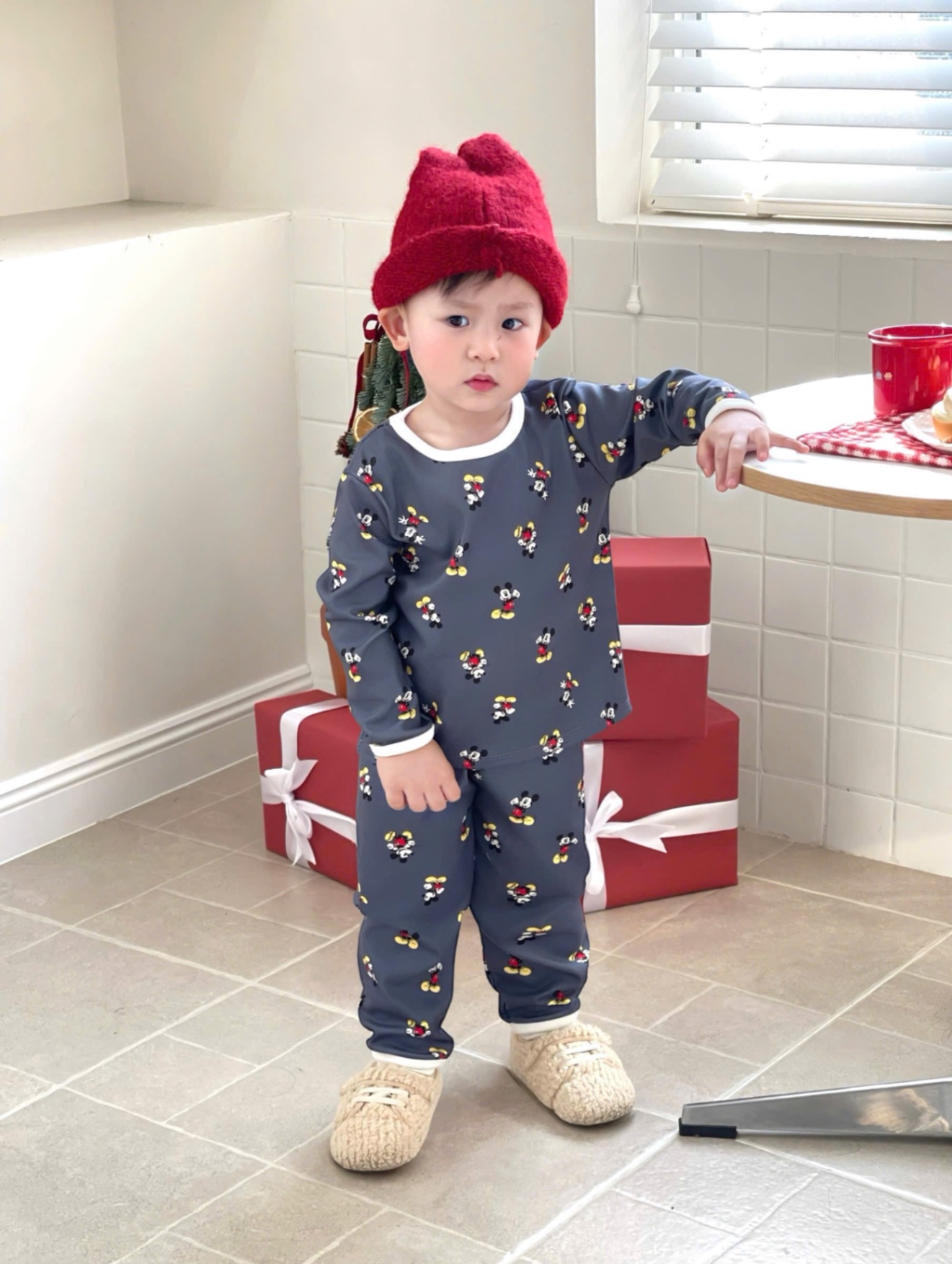 T060 - SET 2 BỘ BÉ ZIP LÔNG MICKEY NEWYEAR đỏ xám