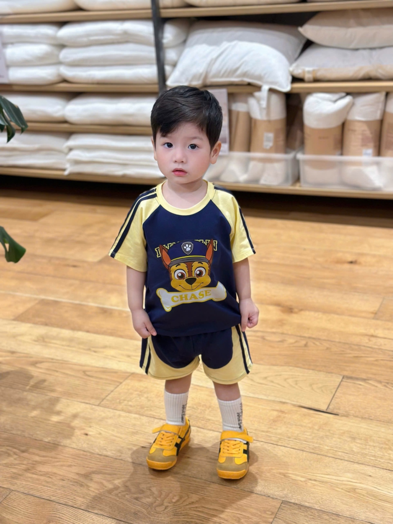 T061 - SET 2 BỘ ĐÙI BÉ TRAI PAW PATROL đen vàng