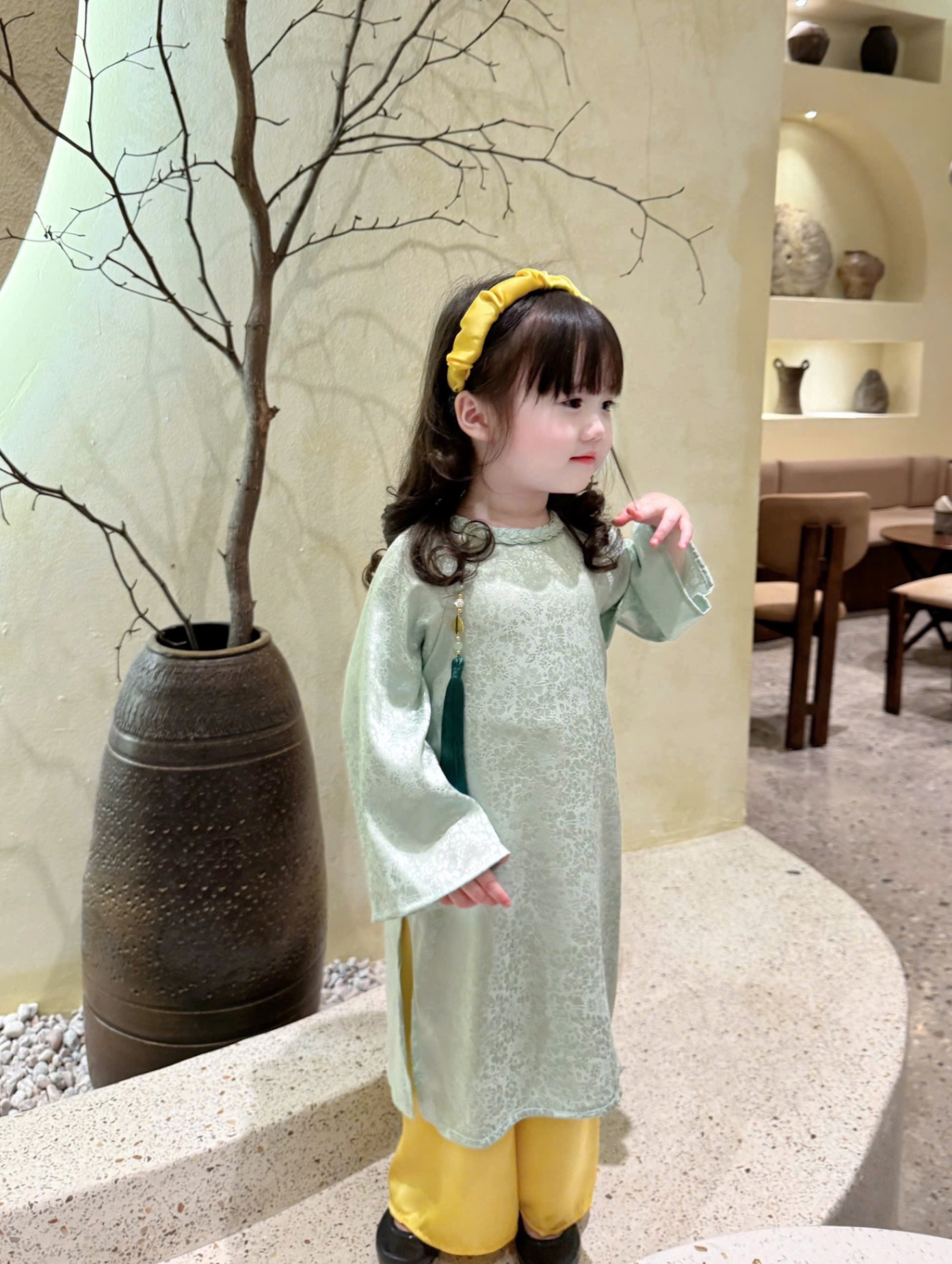 G854 - SET ÁO DÀI BÉ GÁI XANH NGỌC HOA CÚC QUẦN VÀNG