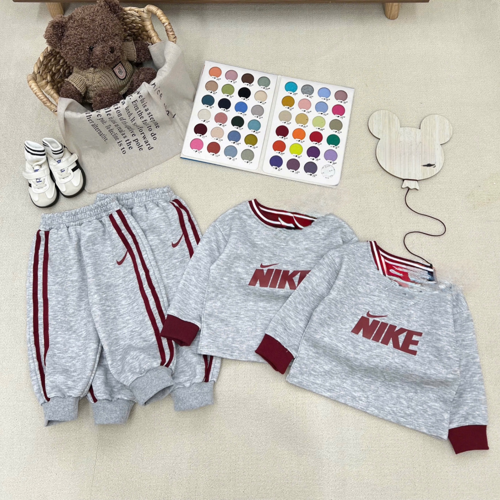 T072 - BỘ NỈ BÉ TRAI HAIDA XÁM NIKE CỔ VIỀN