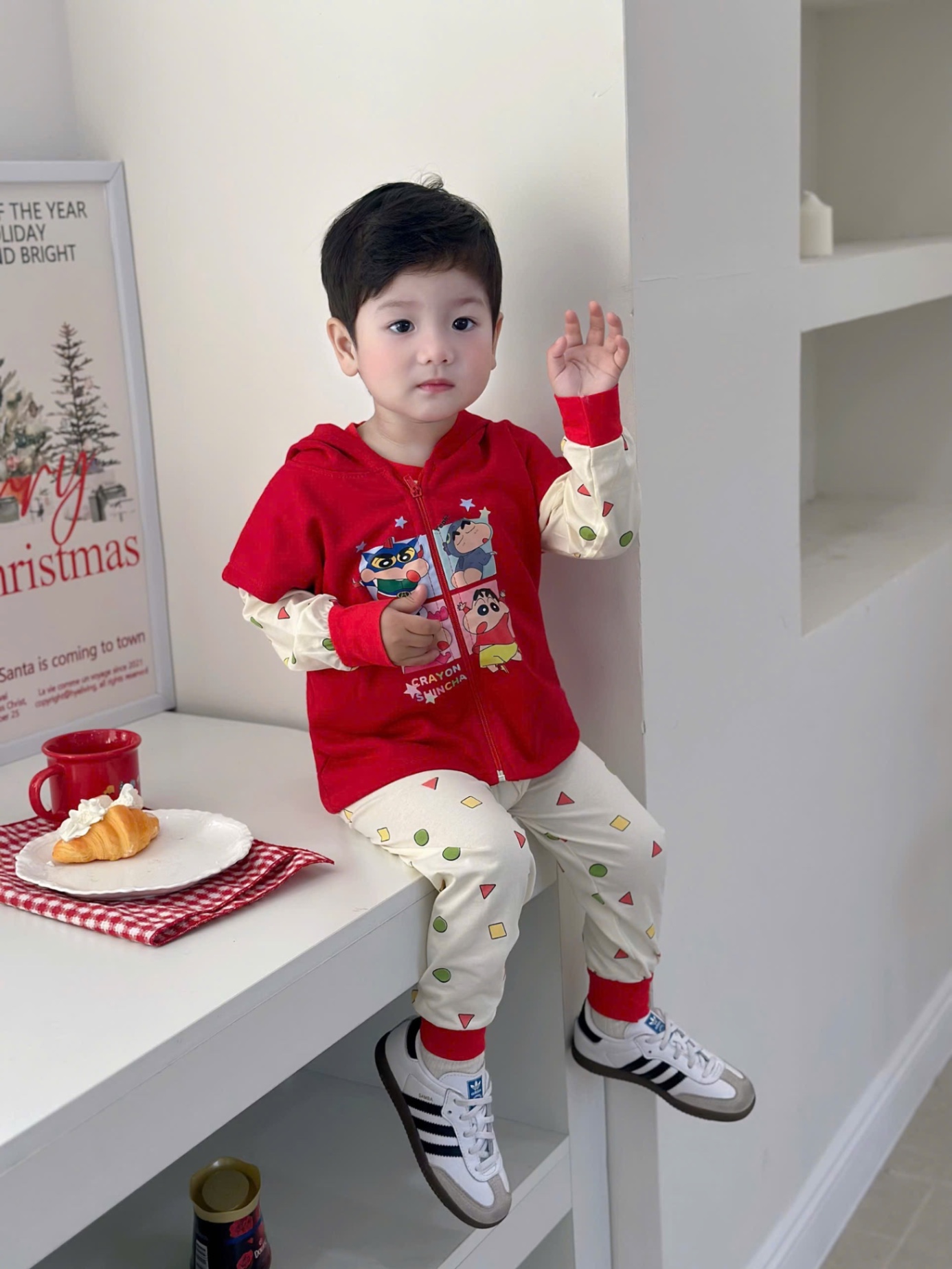 T077 - SET BÉ TRAI 3CT GILE ĐỎ SHIN BÚT CHÌ