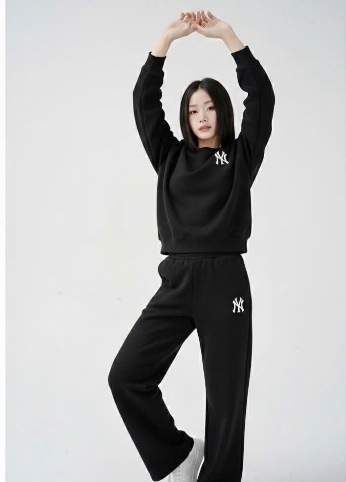 QNU654 - QUẦN SUÔNG NỈ ĐEN THÊU NY