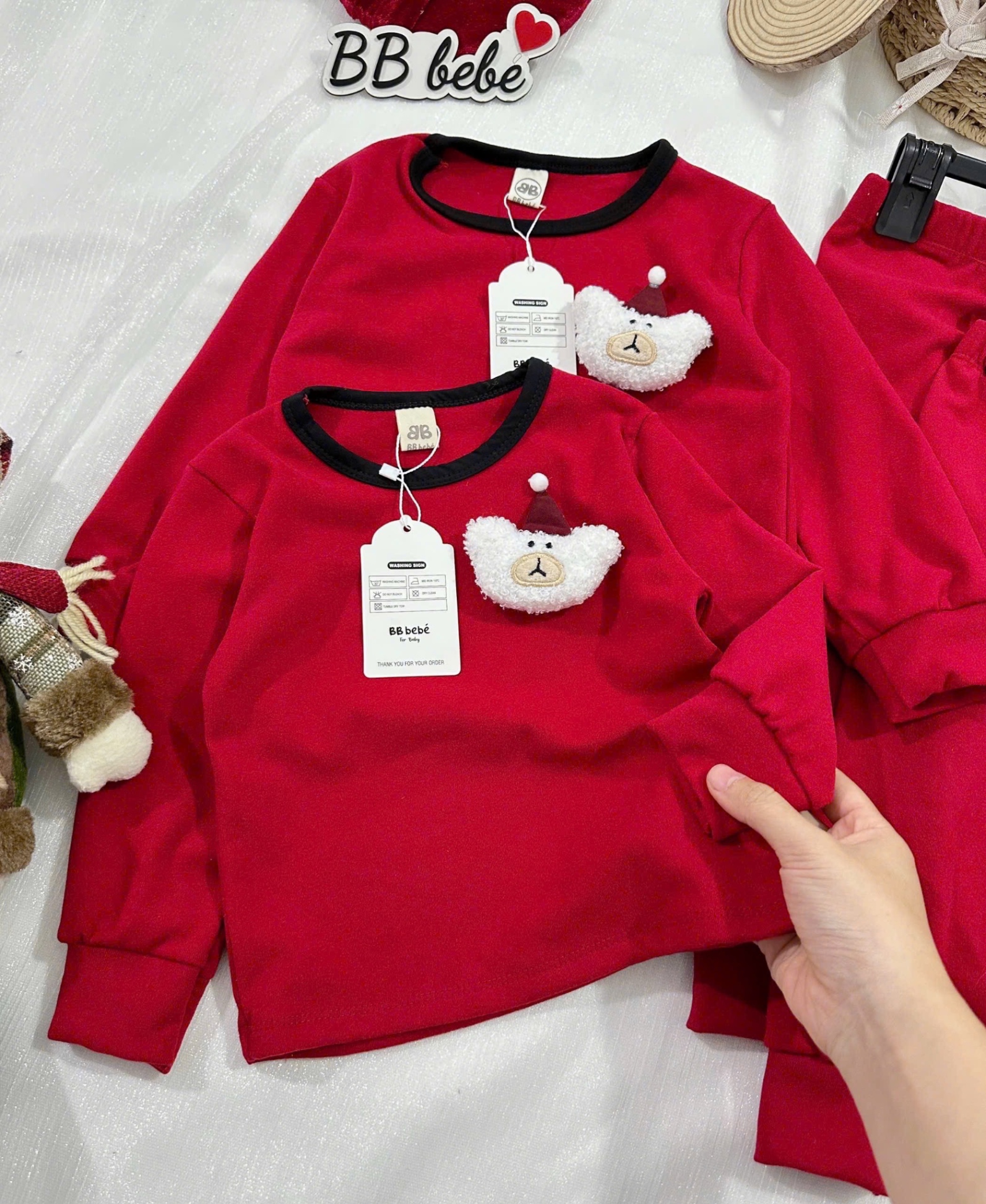 T081 - BỘ BÉ ZIP LÔNG ĐỎ GẤU XÙ MŨ NOEL