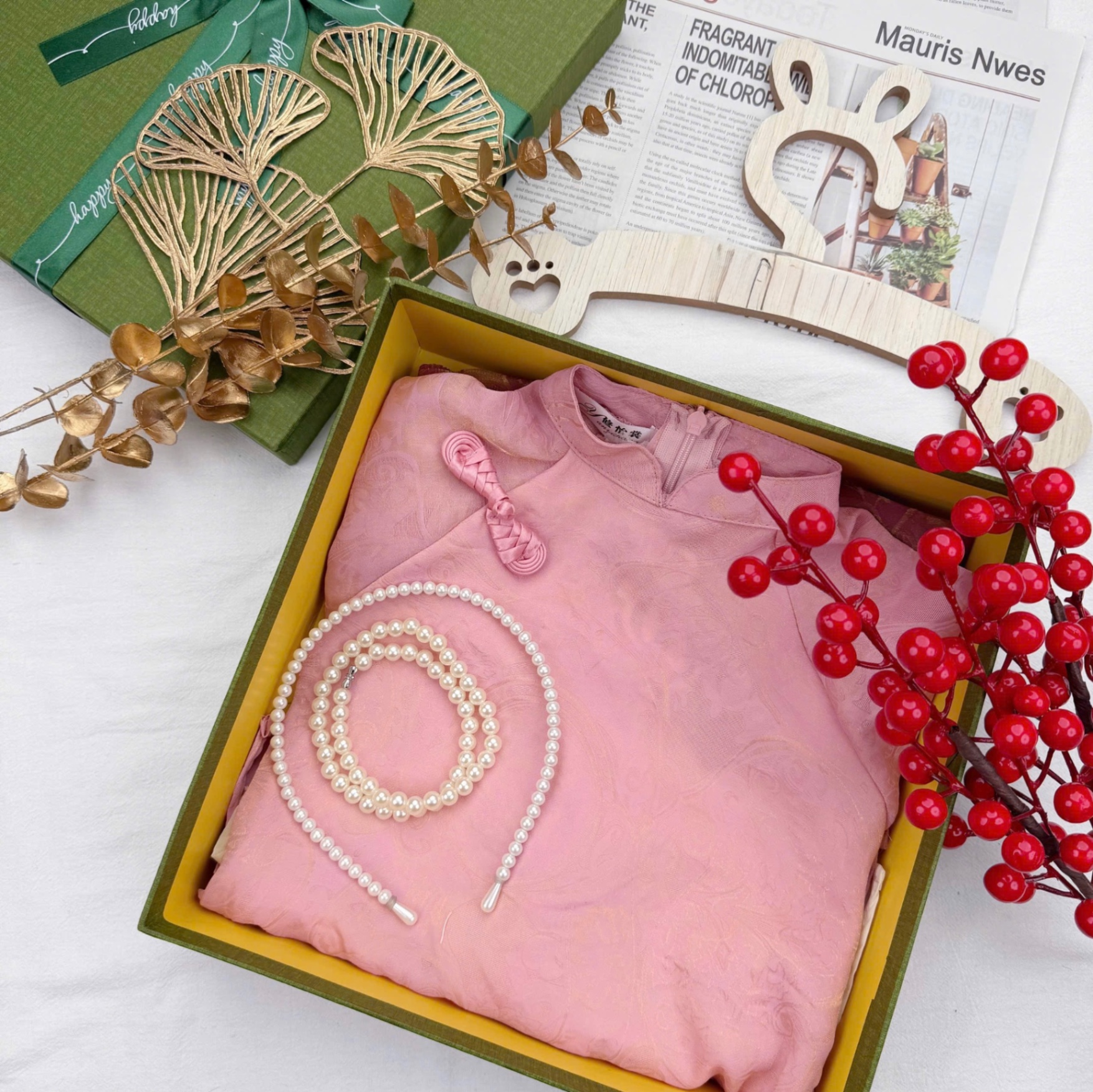 G864 - SET ÁO DÀI BÉ GÁI GẤM TƠ PHỐI QUẦN KÈM VÒNG