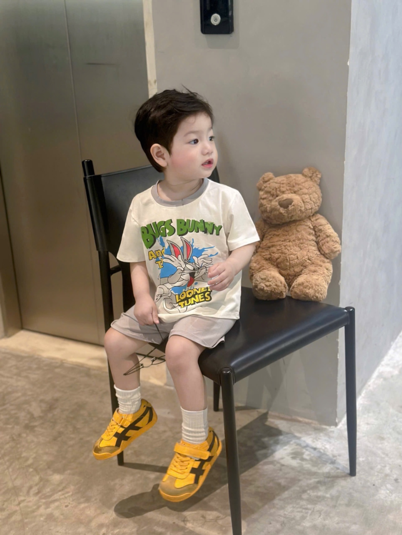 T084 - SET 2 BỘ ĐÙI BÉ TRAI THỎ LOONEY Tunes xanh trắng